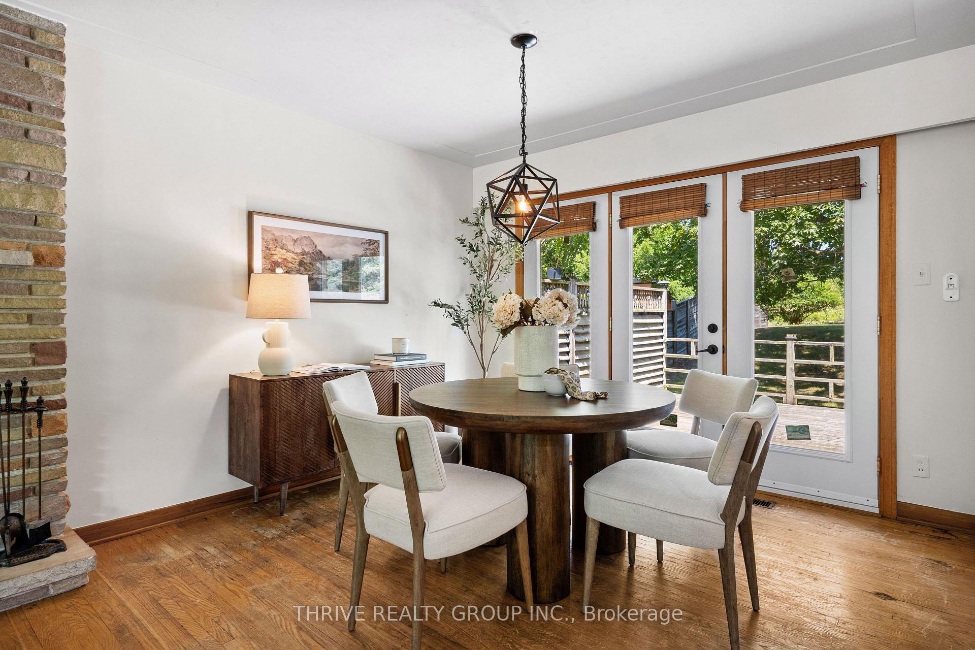 Photo 10 of 85 Bloomfield Drive, London, North J — HOMEH