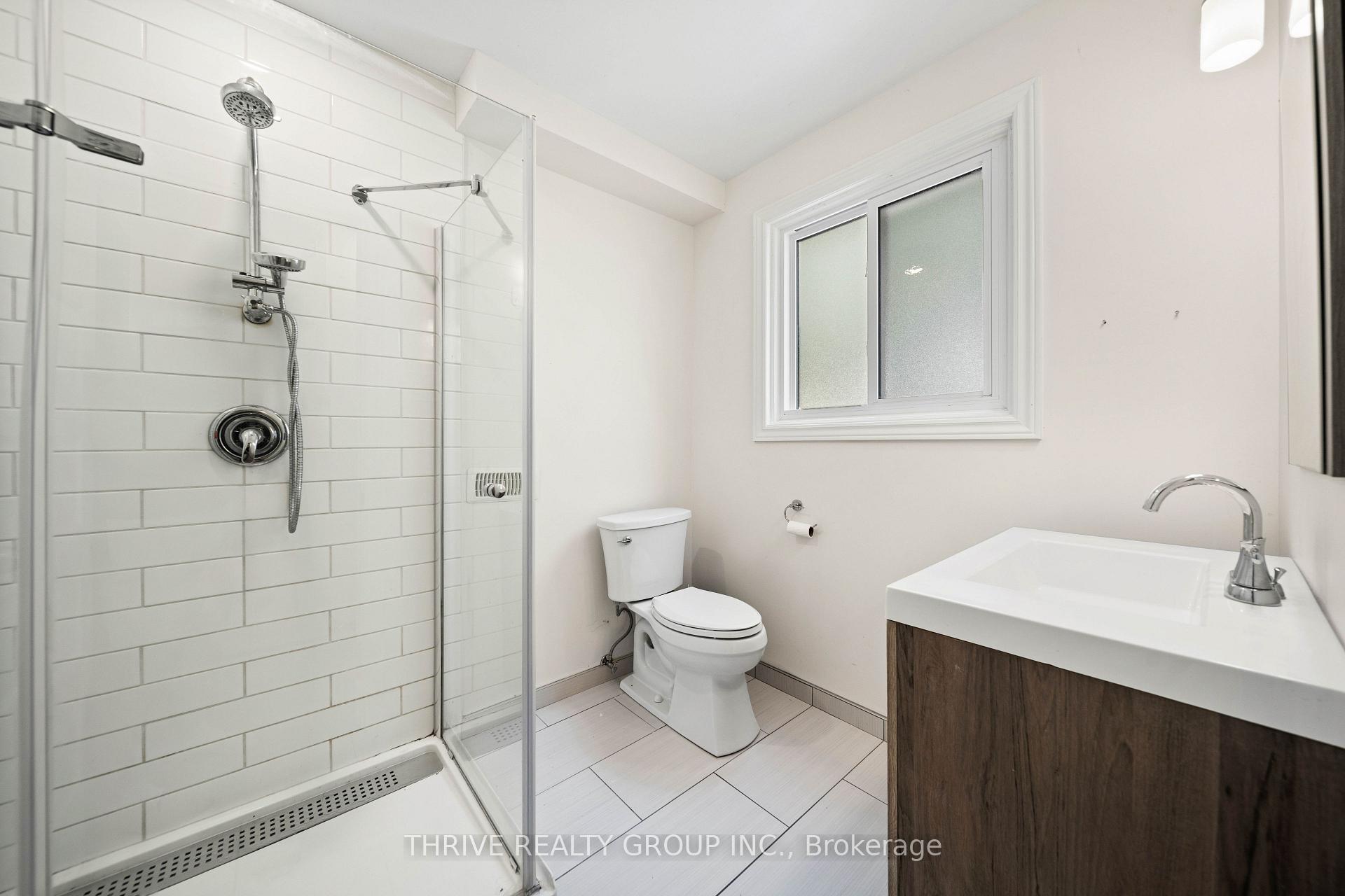 Photo 25 of 85 Bloomfield Drive, London, North J — HOMEH
