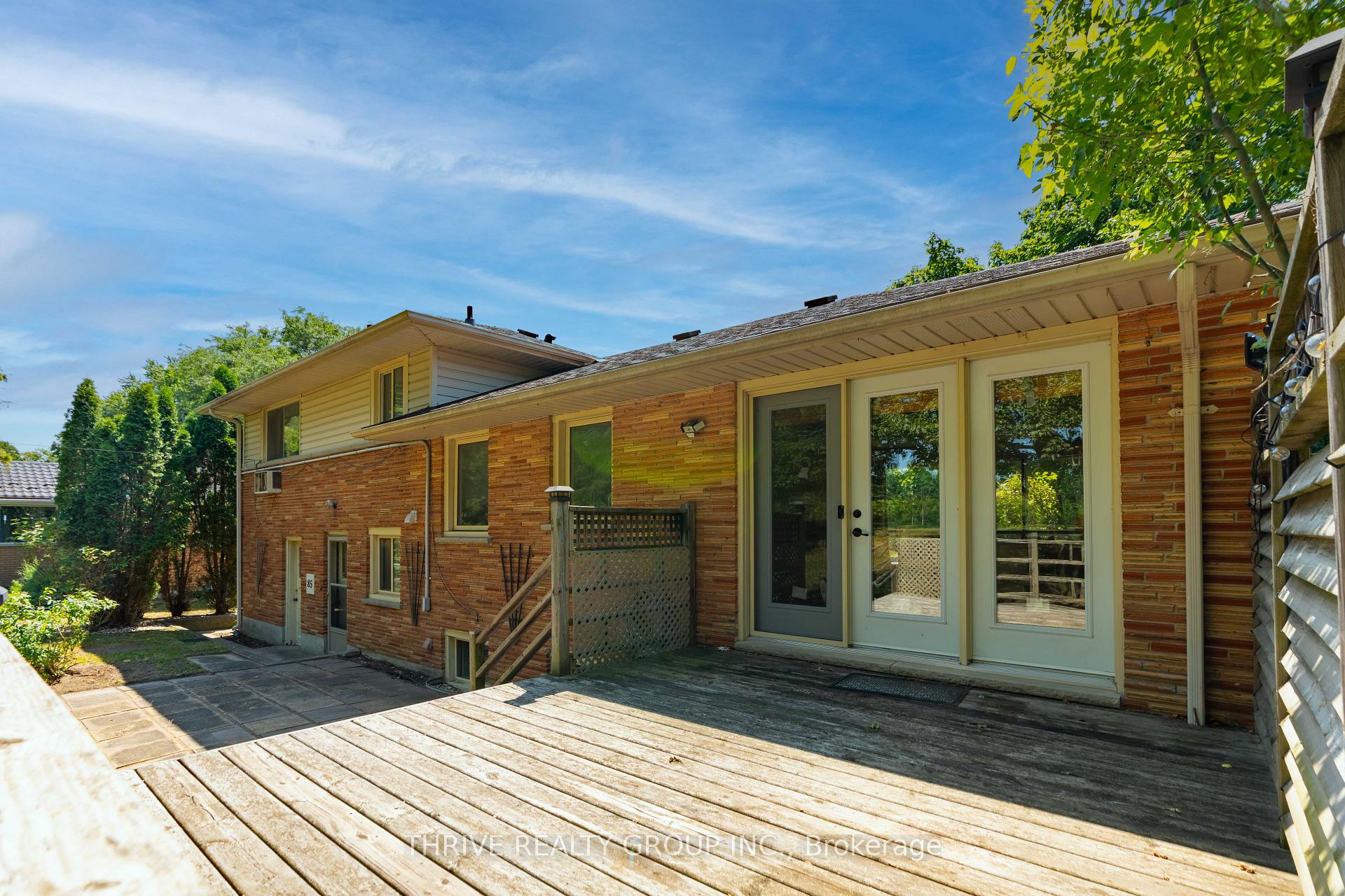 Photo 31 of 85 Bloomfield Drive, London, North J — HOMEH