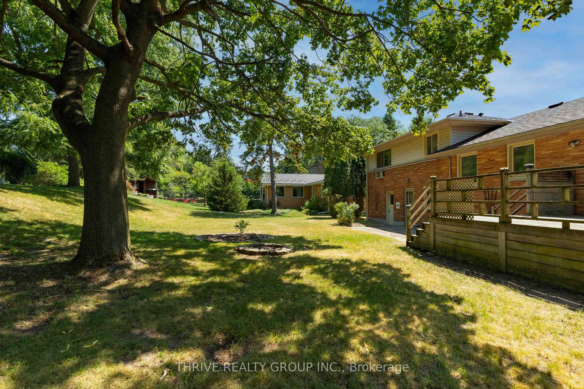 Photo 33 of 85 Bloomfield Drive, London, North J — HOMEH