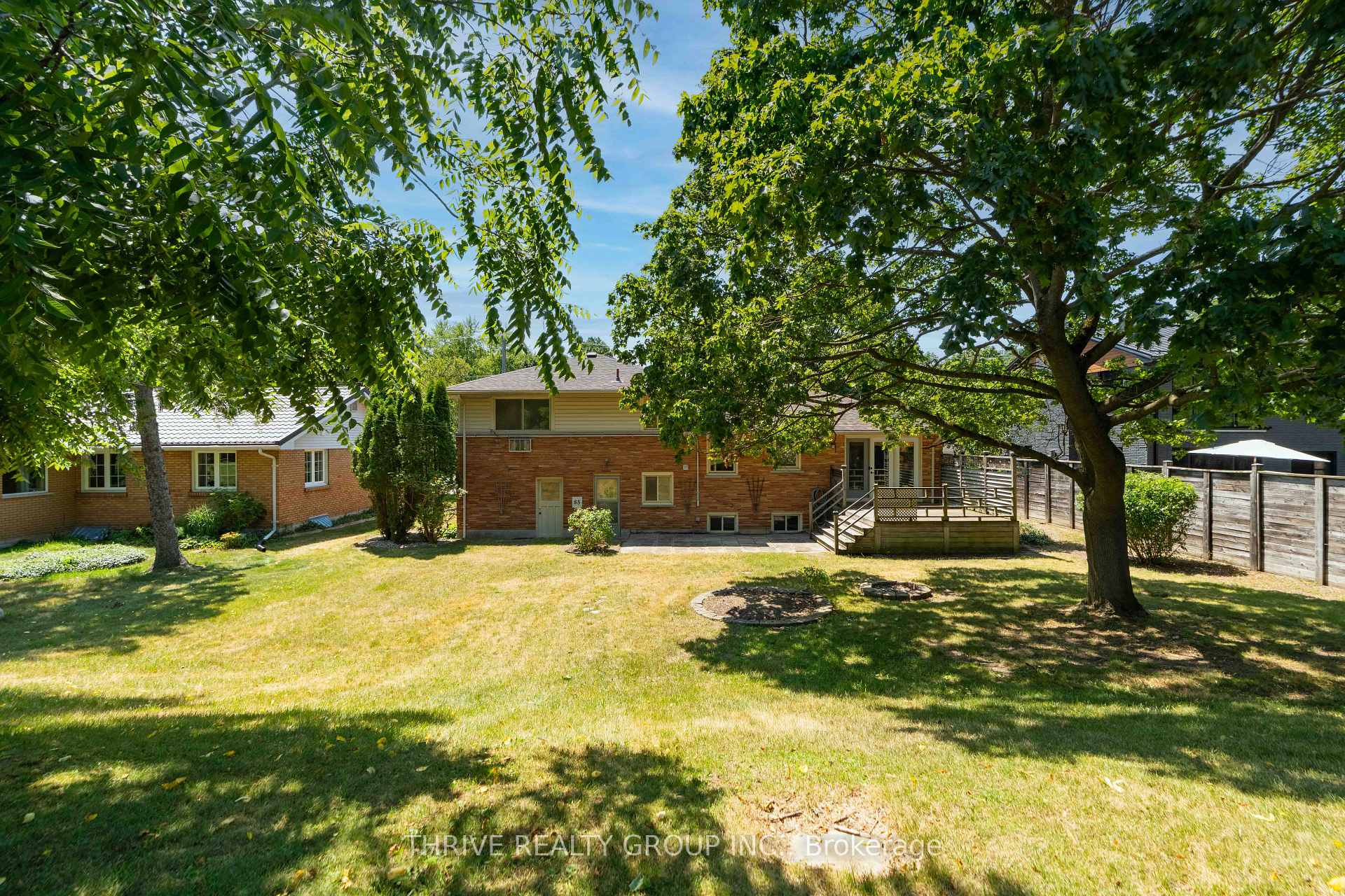 Photo 36 of 85 Bloomfield Drive, London, North J — HOMEH