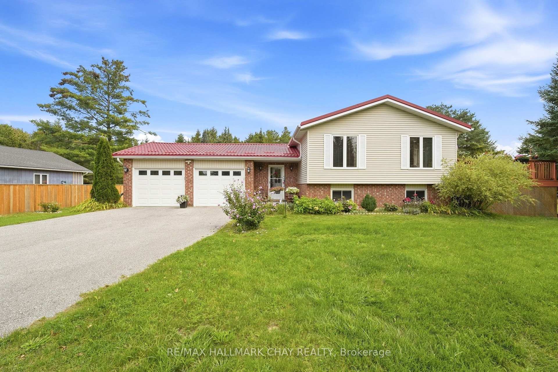 Photo 4 of 8871 Mckinnon Road, Essa, Angus — HOMEH
