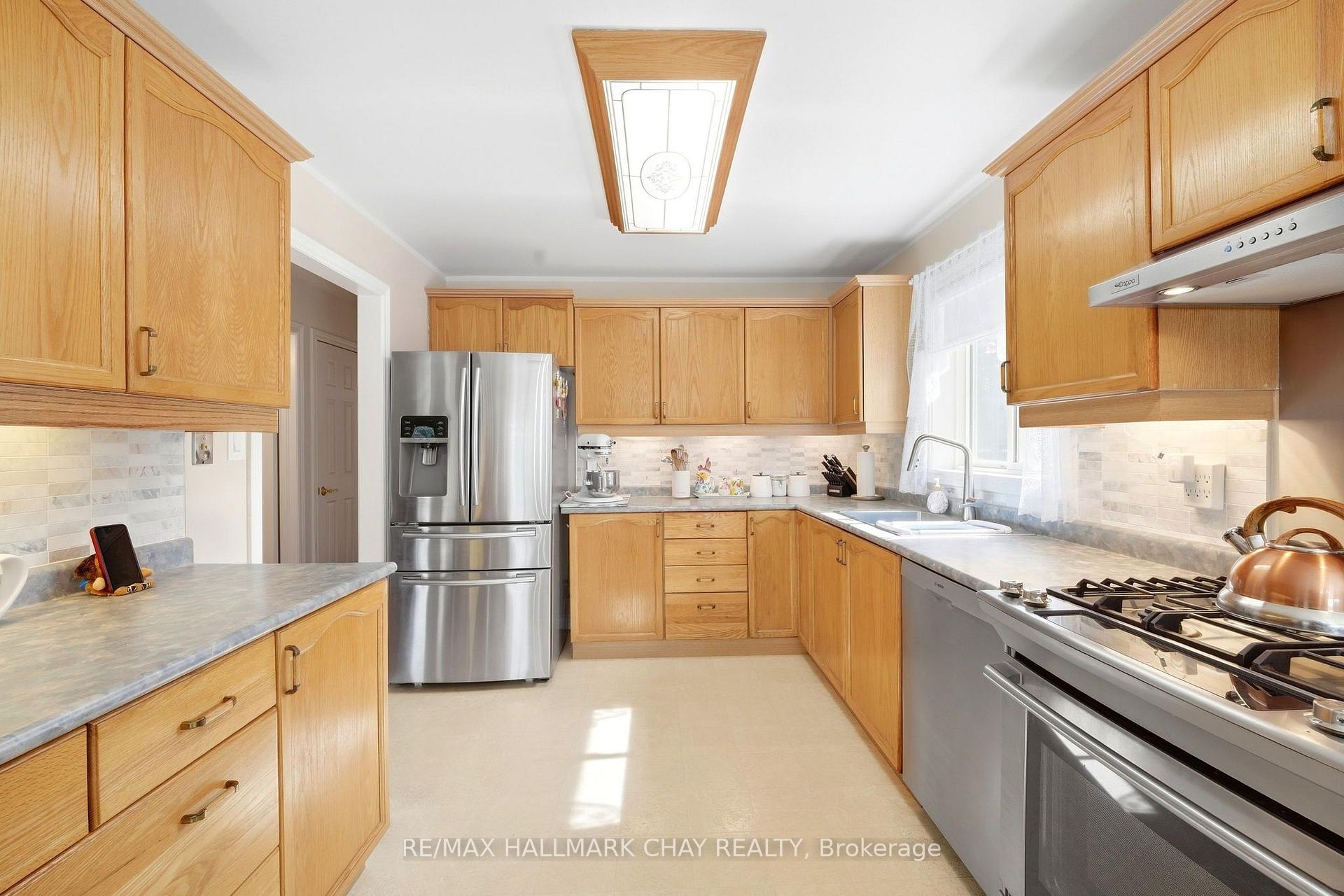 Photo 7 of 8871 Mckinnon Road, Essa, Angus — HOMEH