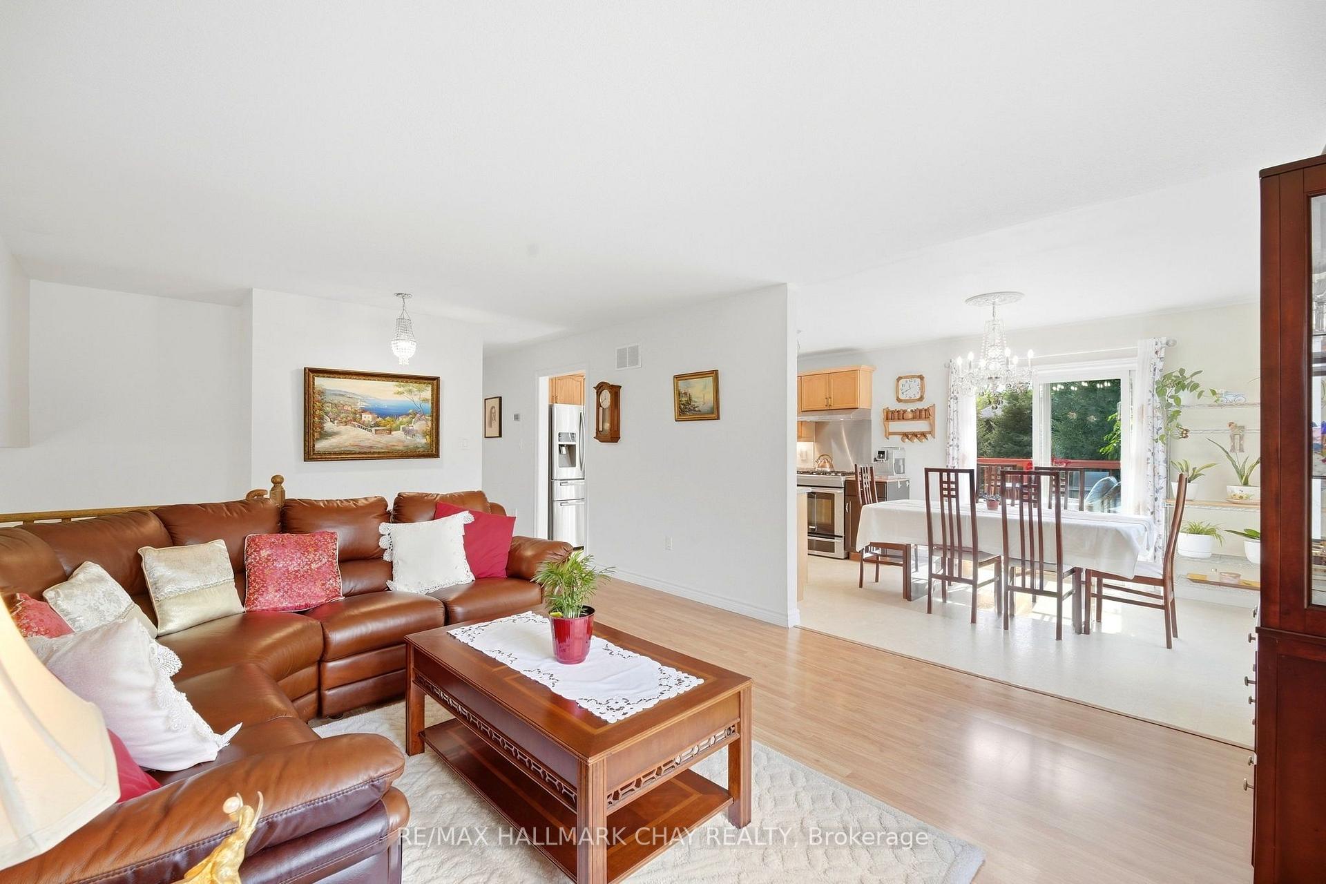 Photo 16 of 8871 Mckinnon Road, Essa, Angus — HOMEH