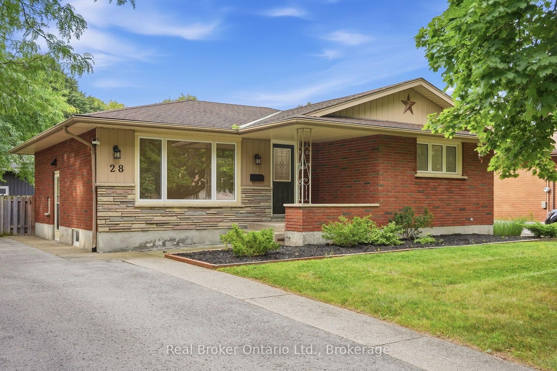 Photo 1 of 28 Brentwood Drive, St. Catharines, Carlton/Bunting — HOMEH