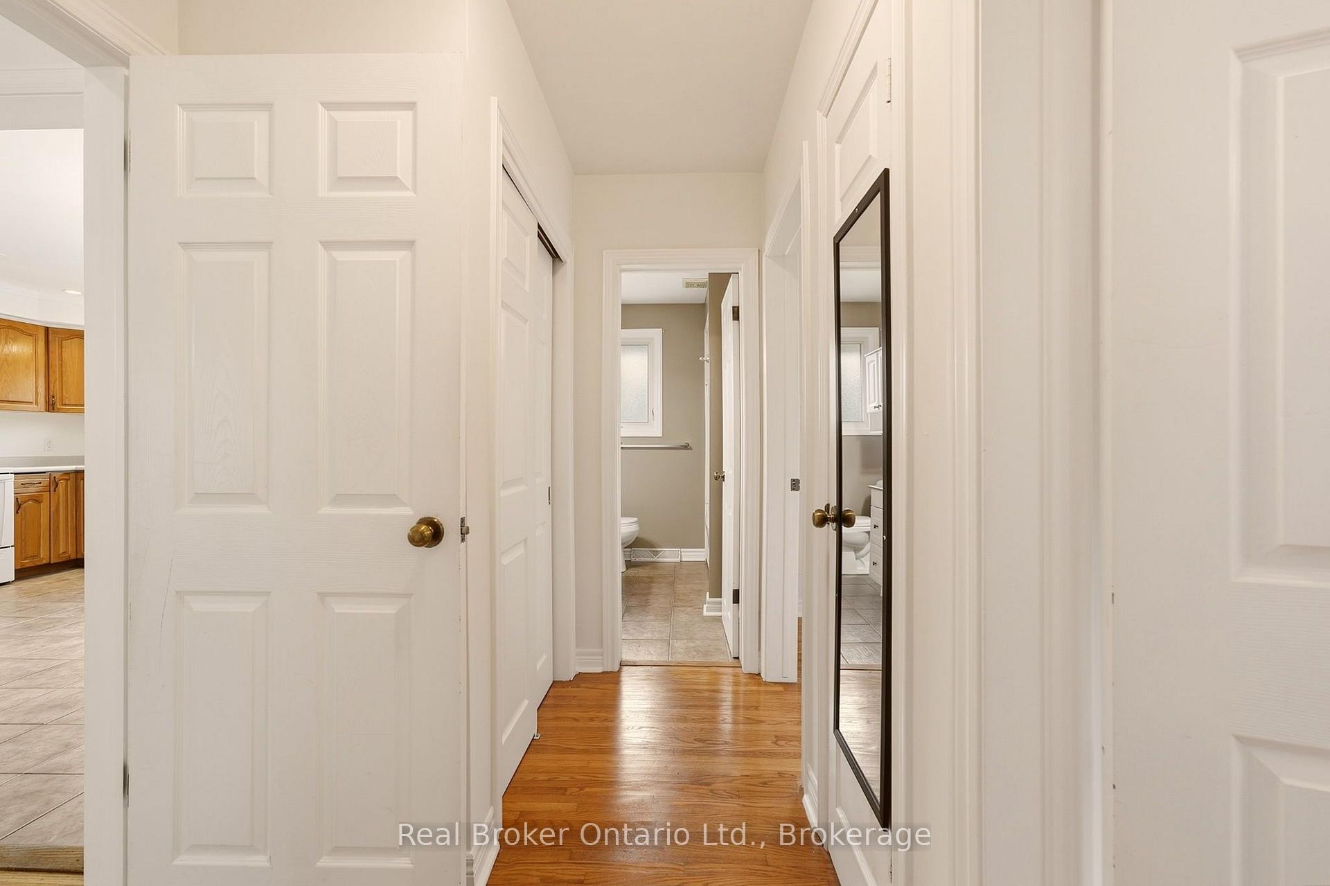 Photo 14 of 28 Brentwood Drive, St. Catharines, Carlton/Bunting — HOMEH