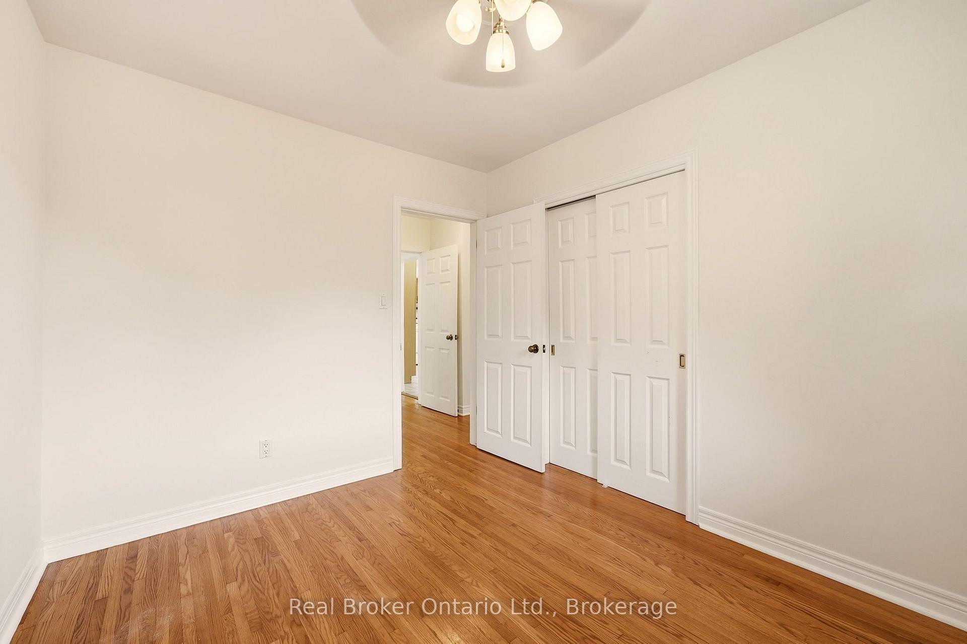 Photo 19 of 28 Brentwood Drive, St. Catharines, Carlton/Bunting — HOMEH