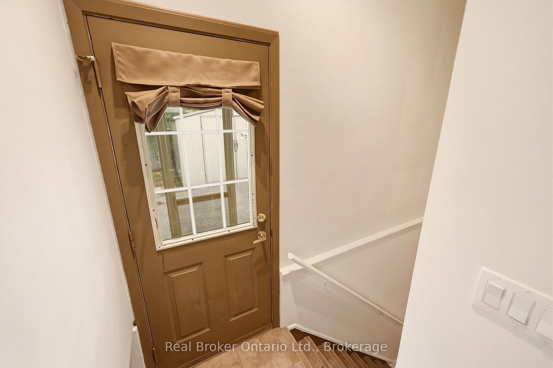 Photo 23 of 28 Brentwood Drive, St. Catharines, Carlton/Bunting — HOMEH