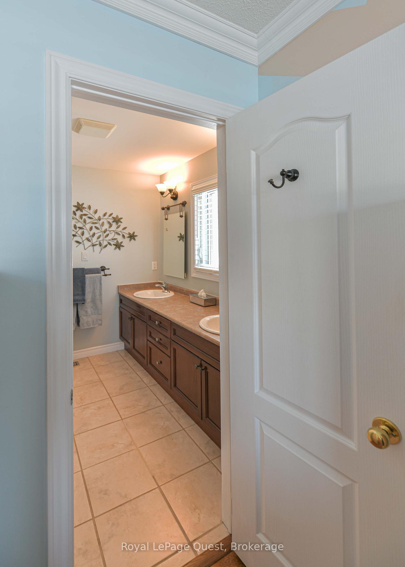 Photo 6 of 4662 Zachary Crescent, Ramara, Atherley — HOMEH