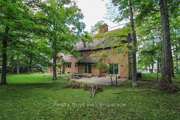Photo 10 of 1931 Sherbrooke Street W, Cavan Monaghan, Cavan-Monaghan — HOMEH