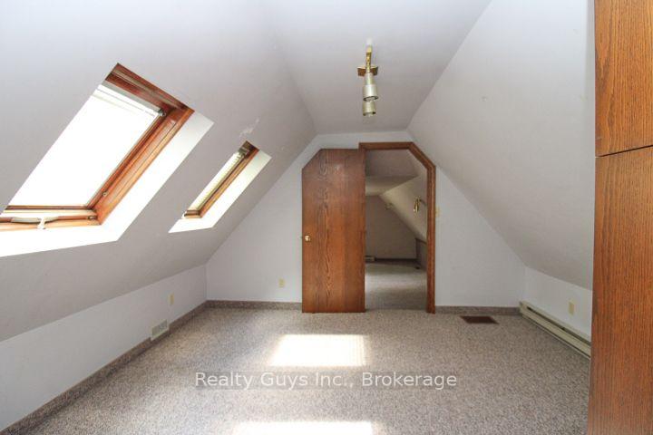 Photo 35 of 1931 Sherbrooke Street W, Cavan Monaghan, Cavan-Monaghan — HOMEH