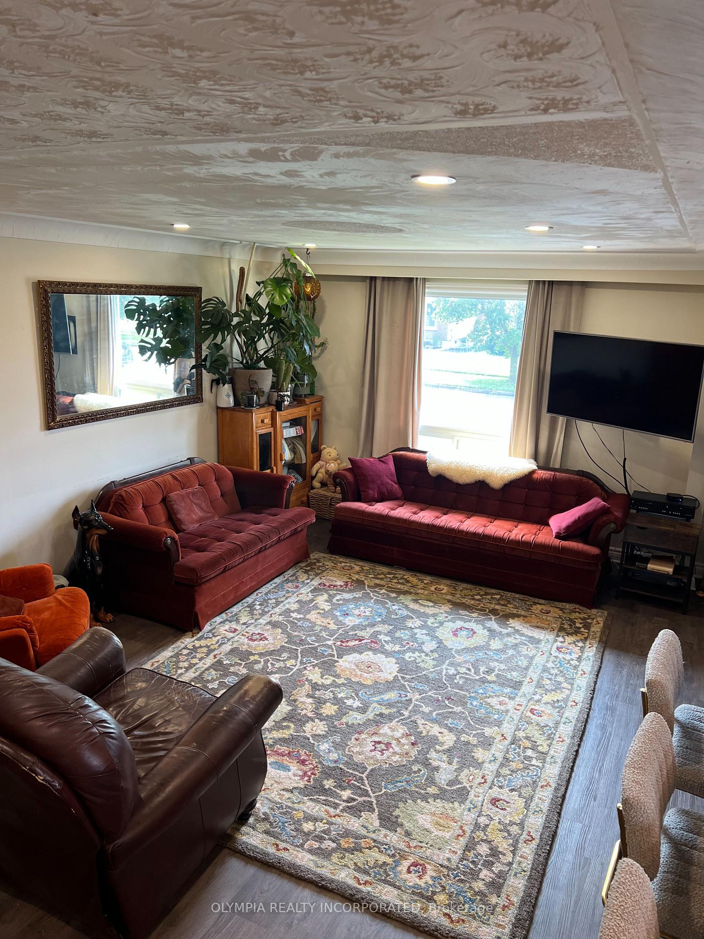 Photo 9 of 8045 Thorton Street, Niagara Falls, Ascot — HOMEH