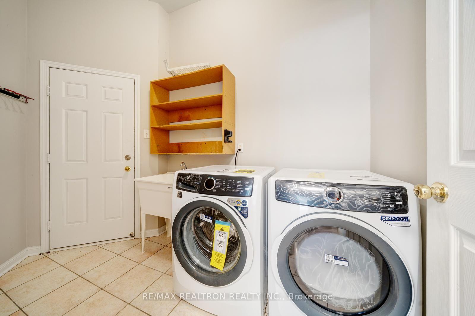 Photo 19 of 18 Formosa Drive, Richmond Hill, Rouge Woods — HOMEH