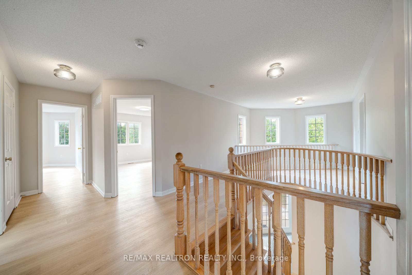 Photo 23 of 18 Formosa Drive, Richmond Hill, Rouge Woods — HOMEH