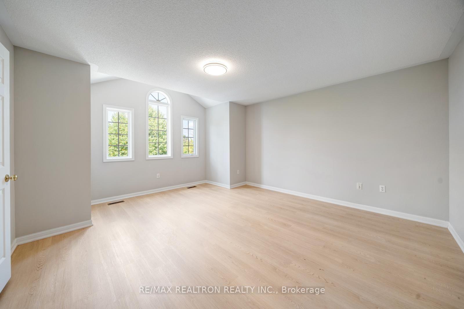 Photo 30 of 18 Formosa Drive, Richmond Hill, Rouge Woods — HOMEH