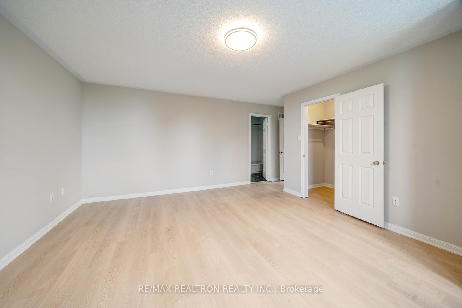 Photo 32 of 18 Formosa Drive, Richmond Hill, Rouge Woods — HOMEH