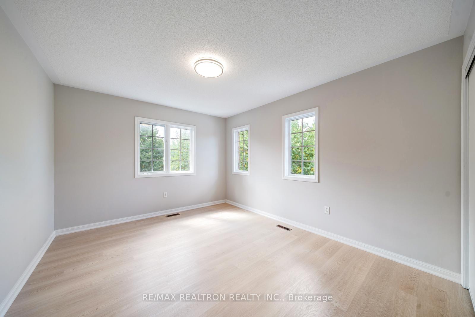 Photo 37 of 18 Formosa Drive, Richmond Hill, Rouge Woods — HOMEH