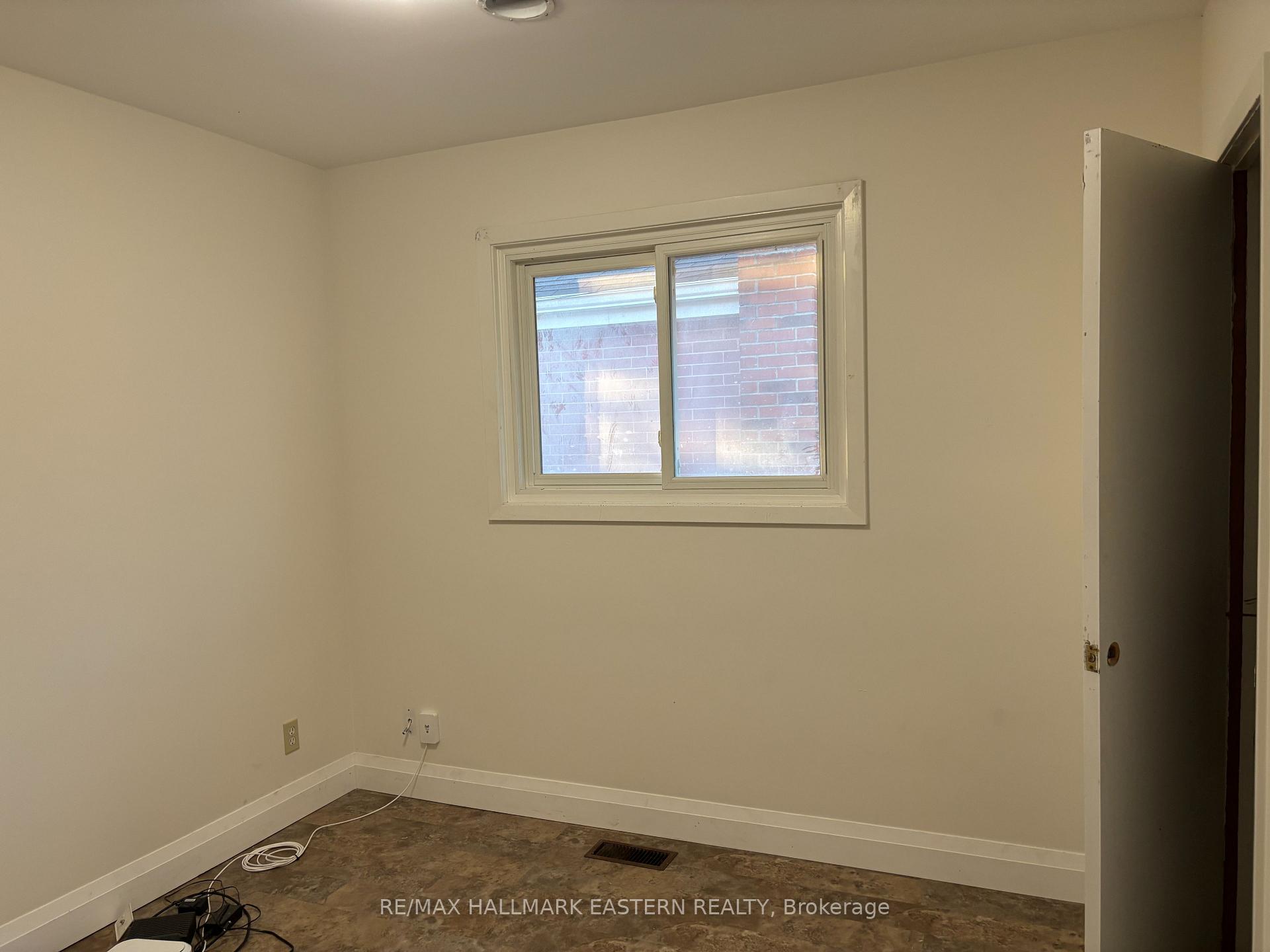 Photo 8 of Unit main floor unit, 893 Ford Street, Peterborough, Otonabee Ward 1 — HOMEH
