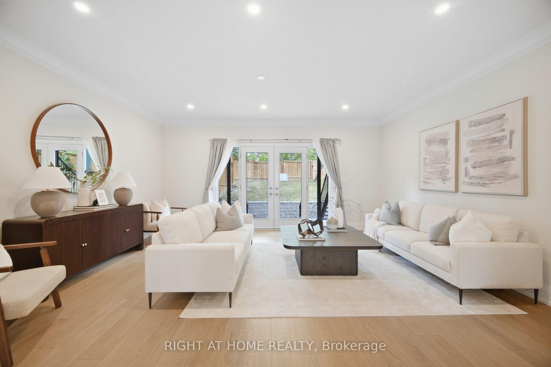Photo 17 of 107 Trethewey Drive, North York, Beechborough-Greenbrook — HOMEH