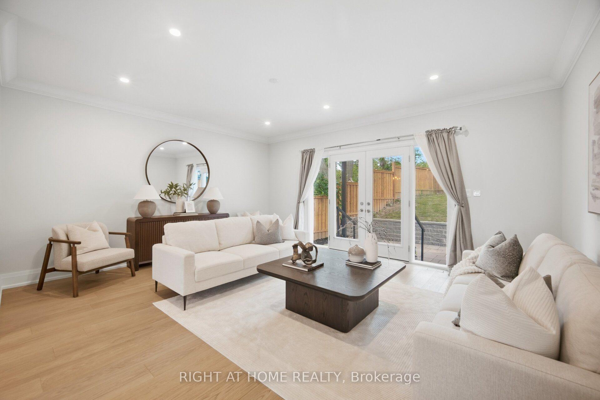 Photo 18 of 107 Trethewey Drive, North York, Beechborough-Greenbrook — HOMEH