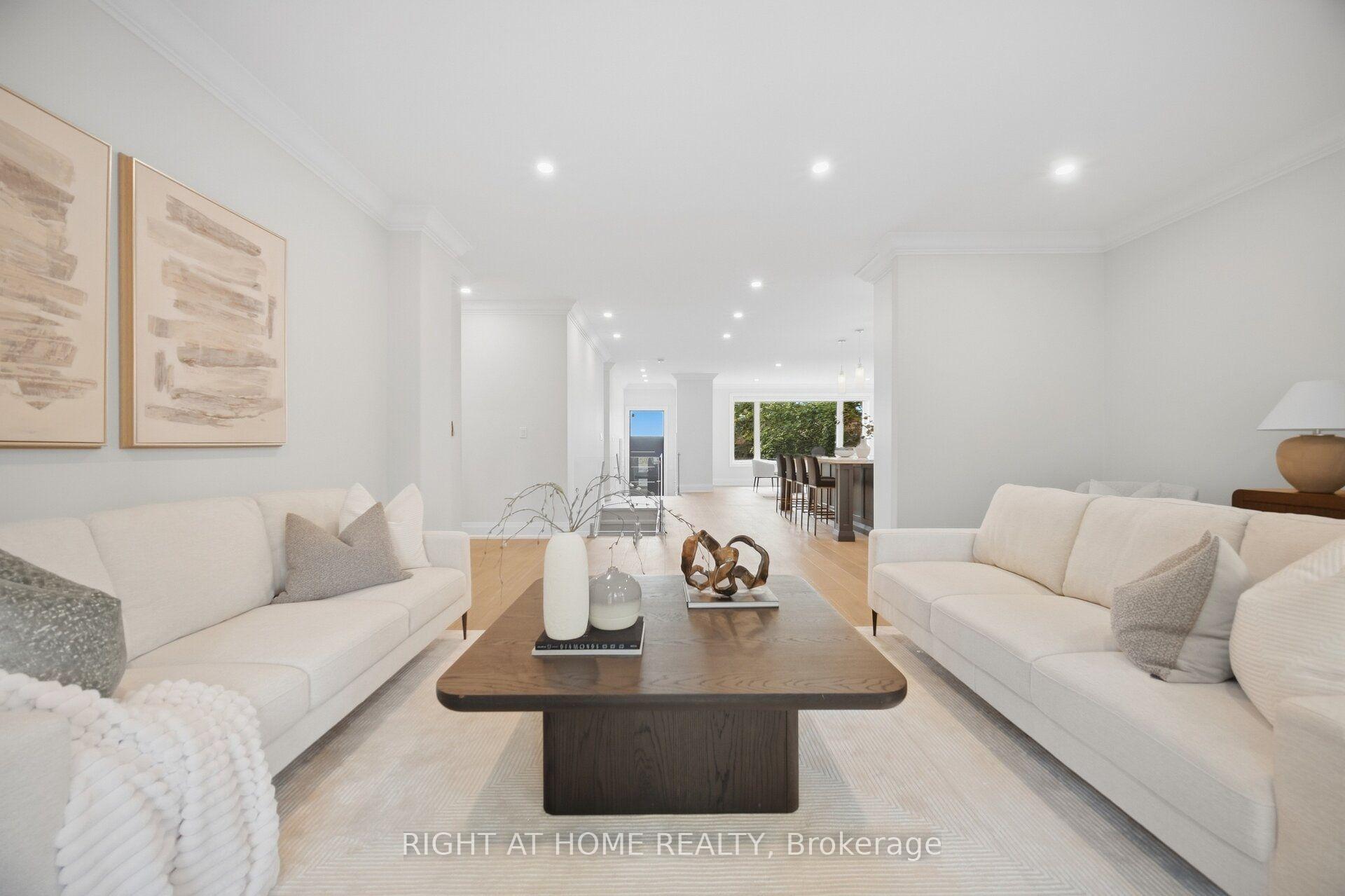 Photo 19 of 107 Trethewey Drive, North York, Beechborough-Greenbrook — HOMEH