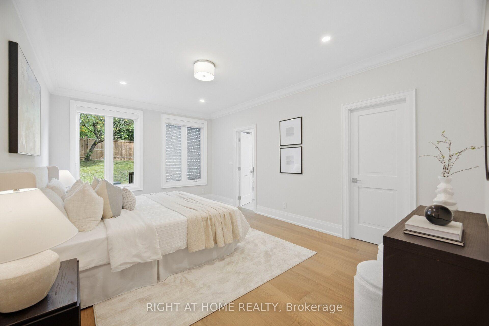 Photo 22 of 107 Trethewey Drive, North York, Beechborough-Greenbrook — HOMEH