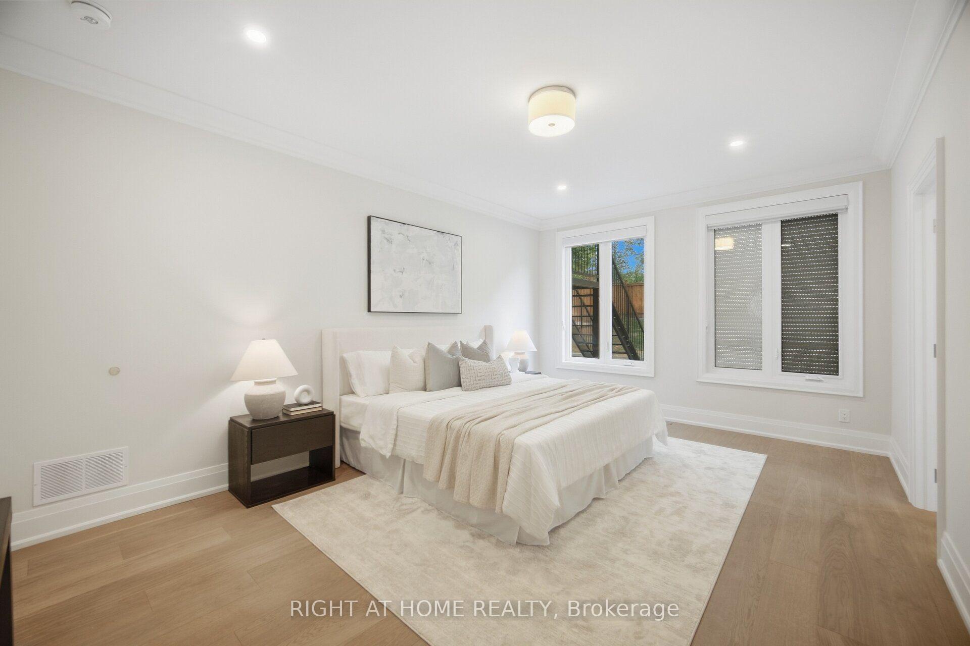 Photo 23 of 107 Trethewey Drive, North York, Beechborough-Greenbrook — HOMEH