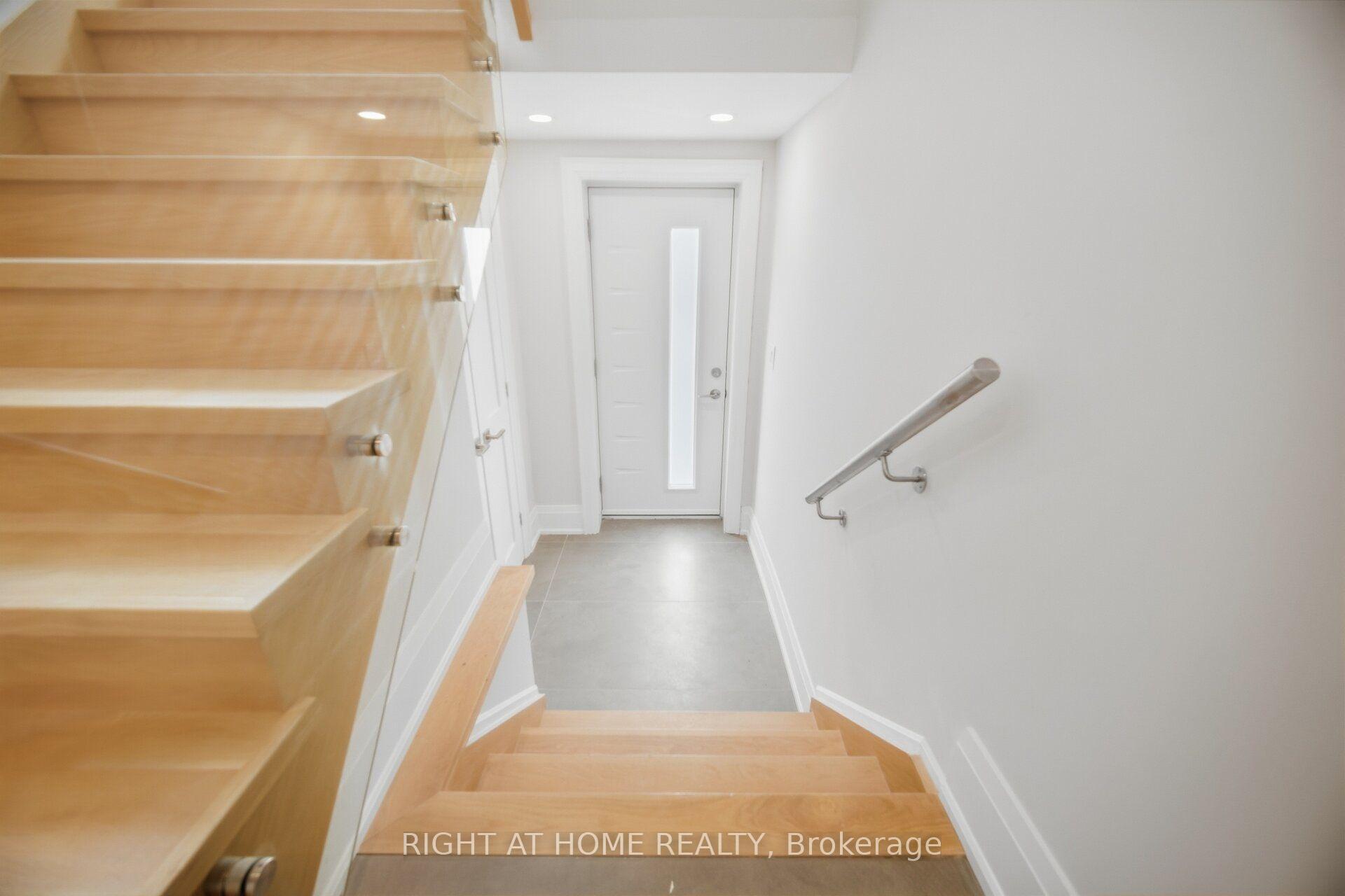 Photo 31 of 107 Trethewey Drive, North York, Beechborough-Greenbrook — HOMEH