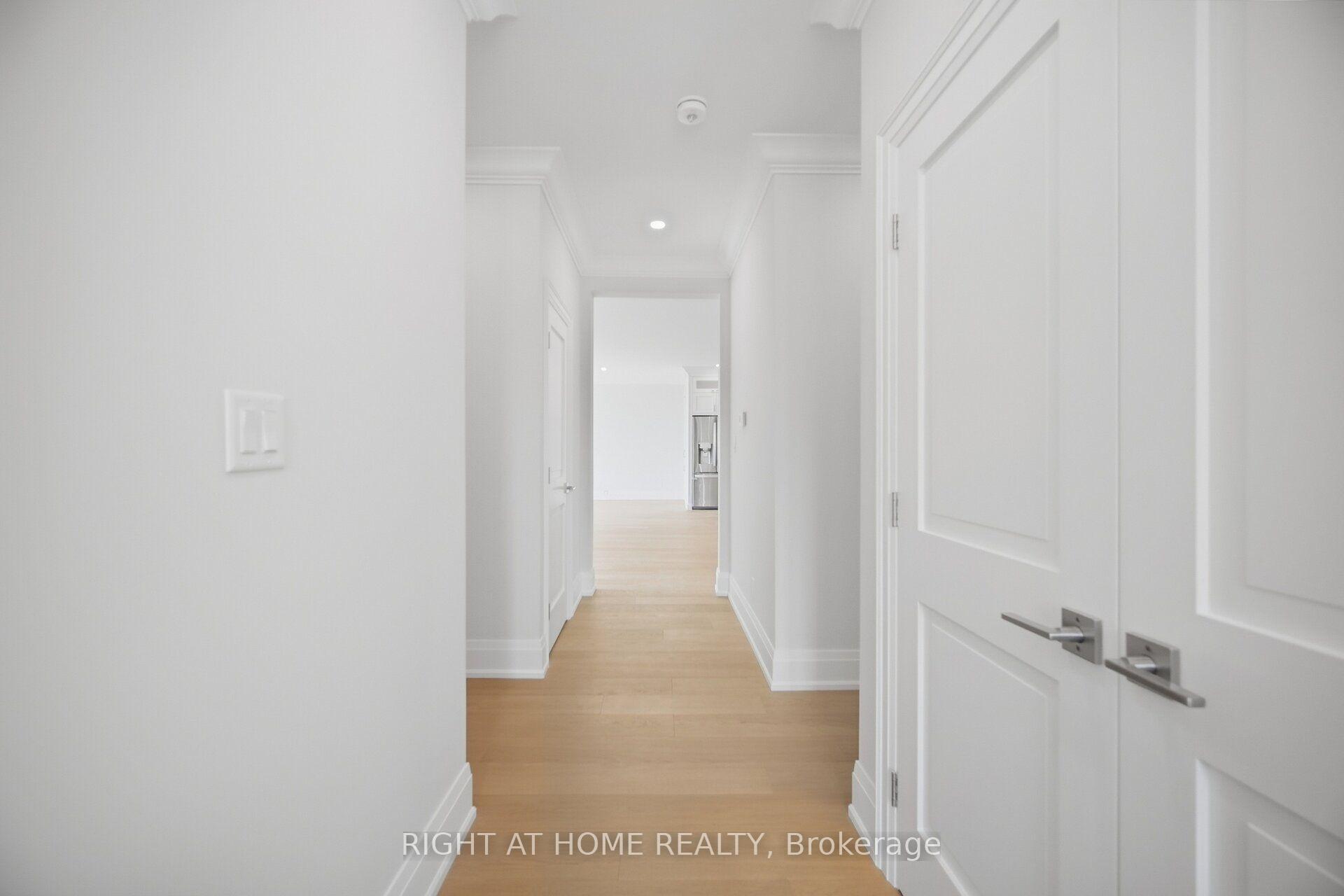 Photo 34 of 107 Trethewey Drive, North York, Beechborough-Greenbrook — HOMEH
