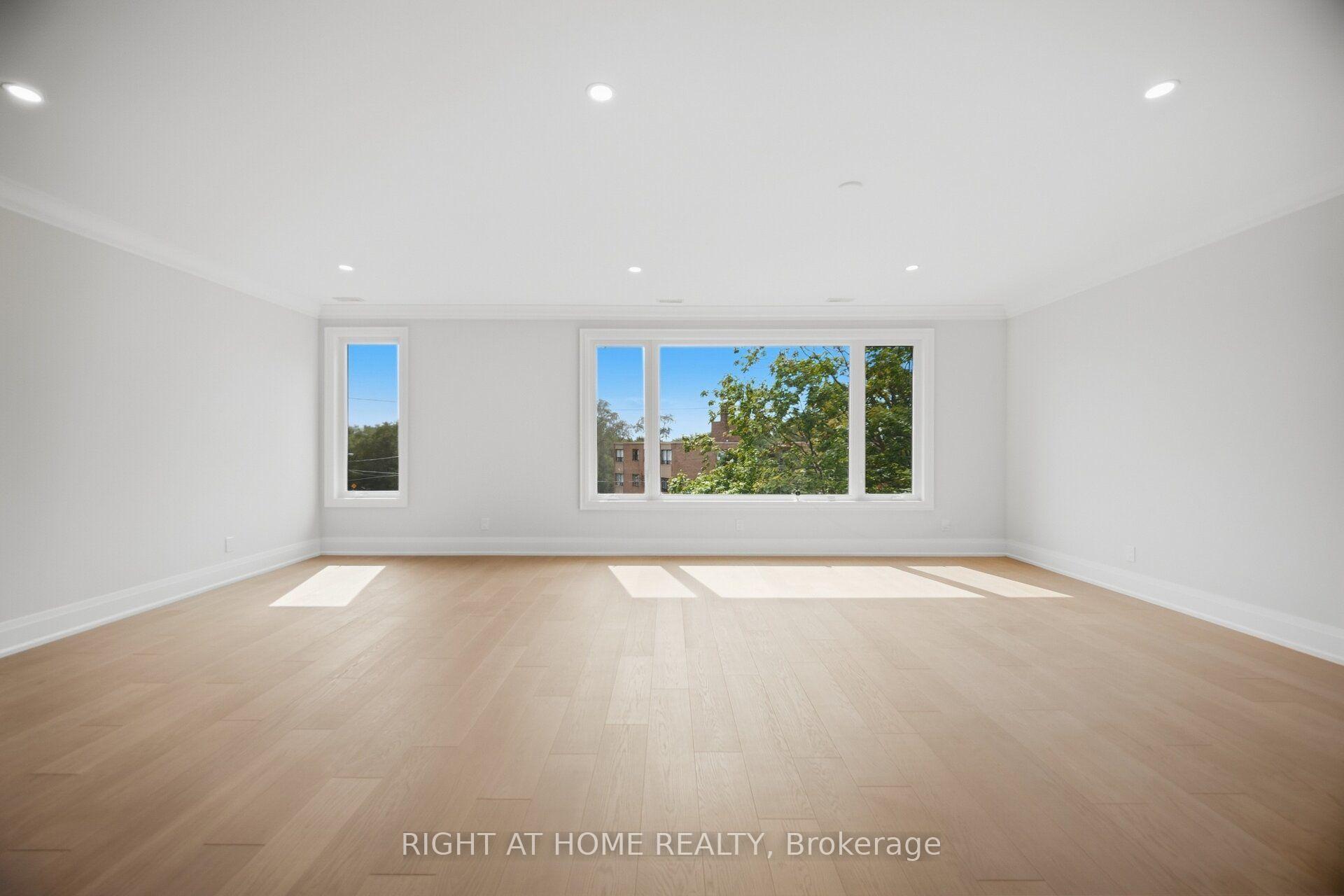 Photo 35 of 107 Trethewey Drive, North York, Beechborough-Greenbrook — HOMEH