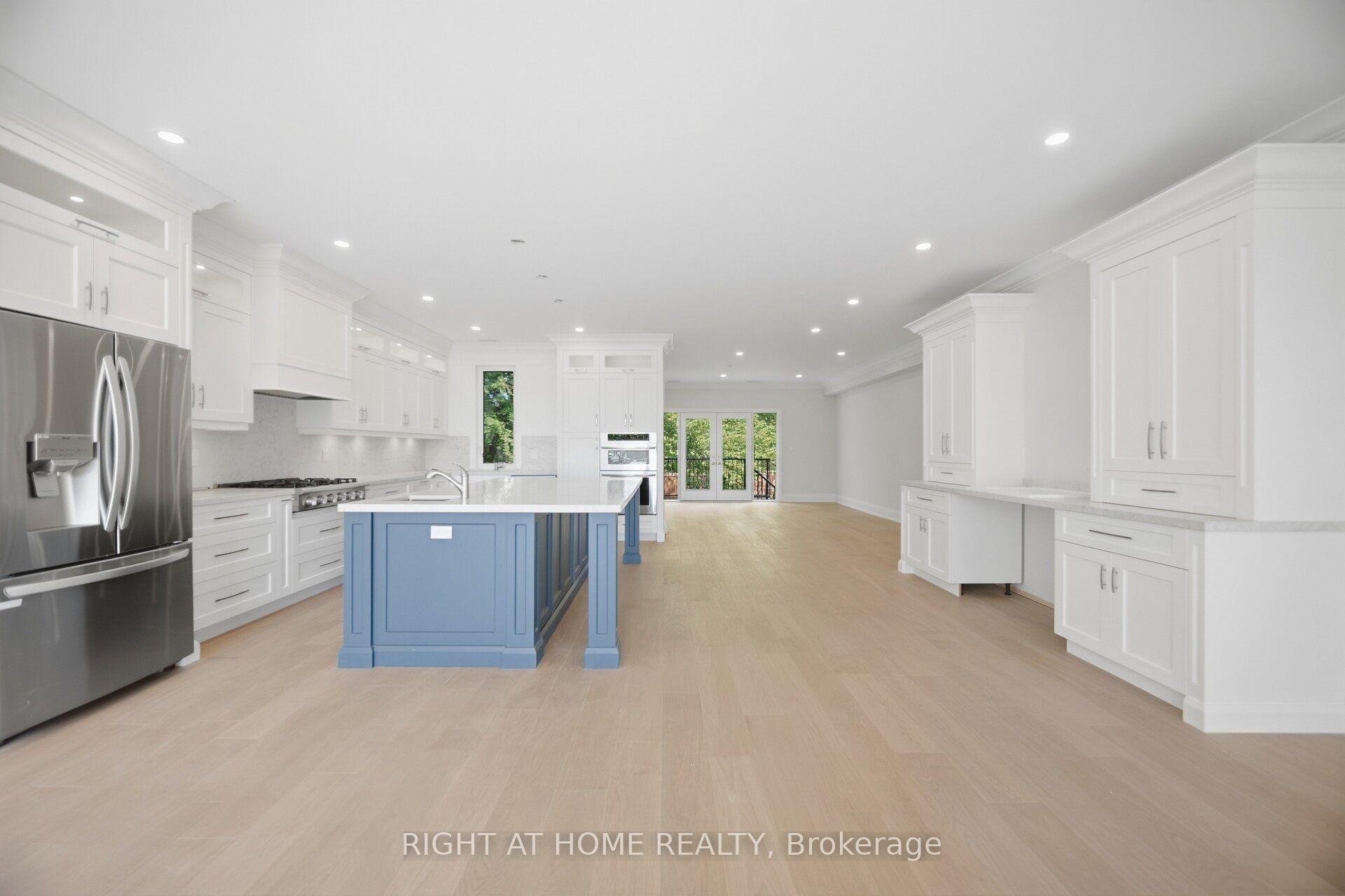 Photo 37 of 107 Trethewey Drive, North York, Beechborough-Greenbrook — HOMEH