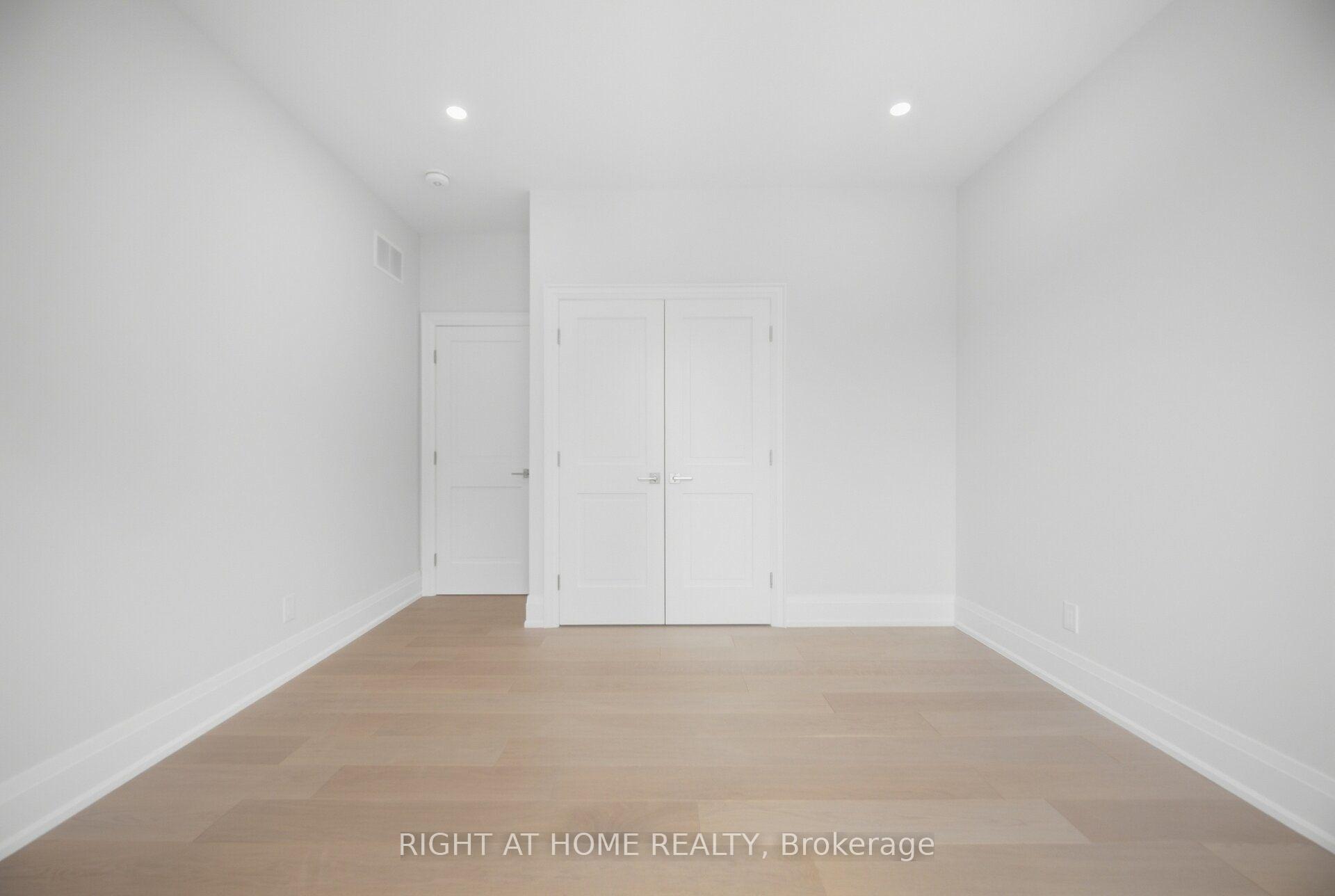 Photo 46 of 107 Trethewey Drive, North York, Beechborough-Greenbrook — HOMEH