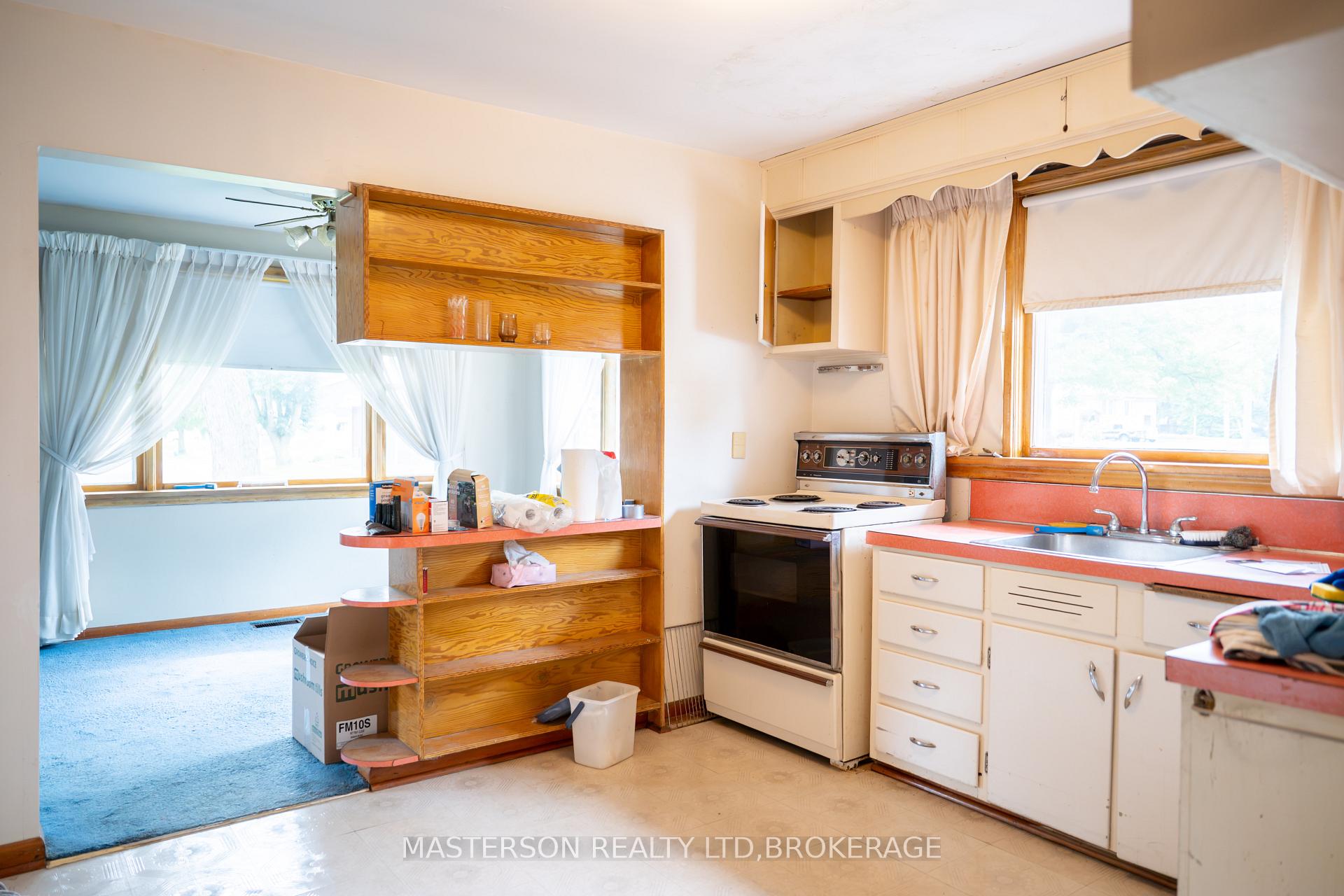 Photo 6 of 6519 Dunn Street, Niagara Falls, Dorchester — HOMEH