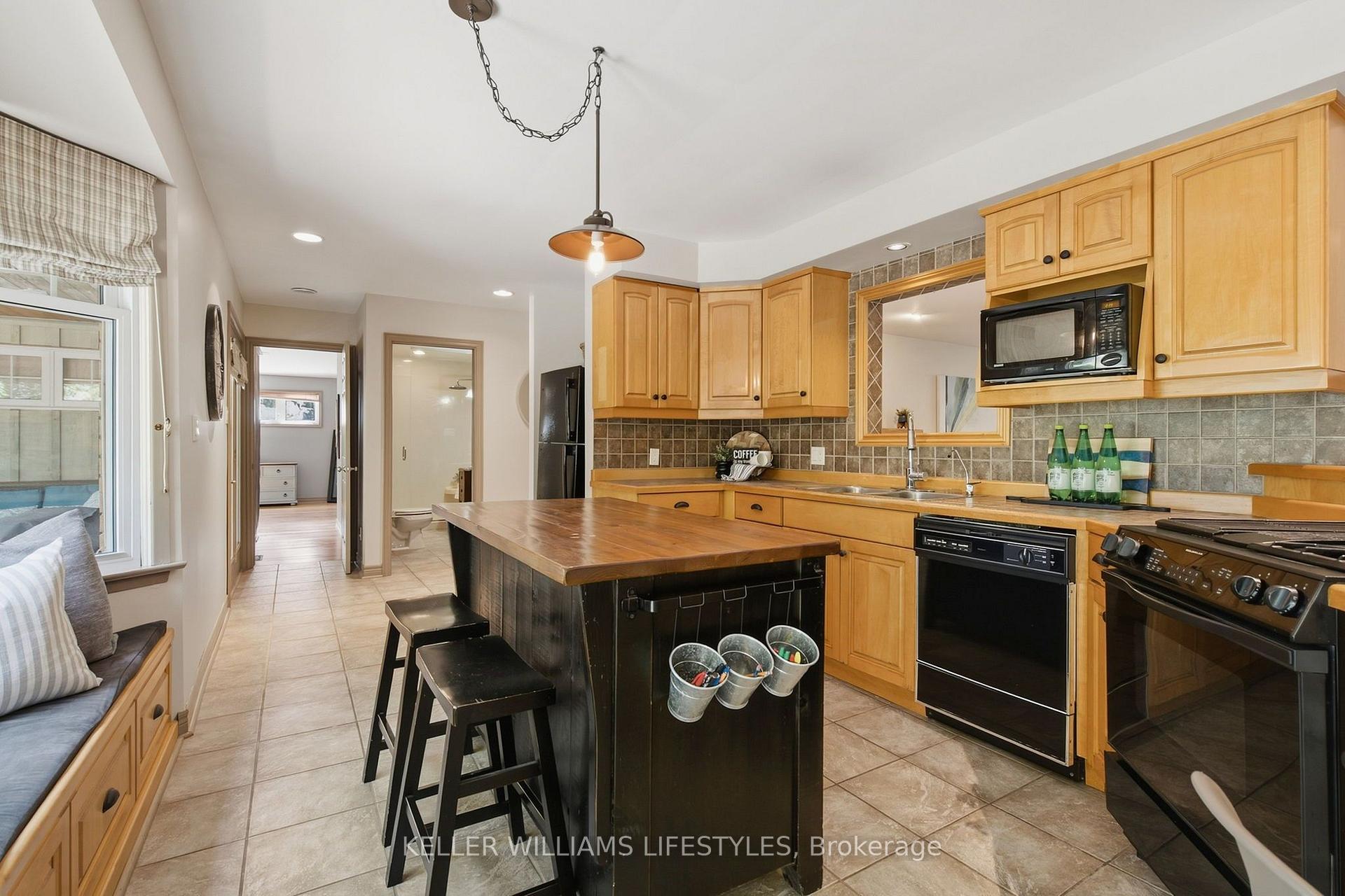 Photo 14 of 4614 Colonel Talbot Road, London, South V — HOMEH