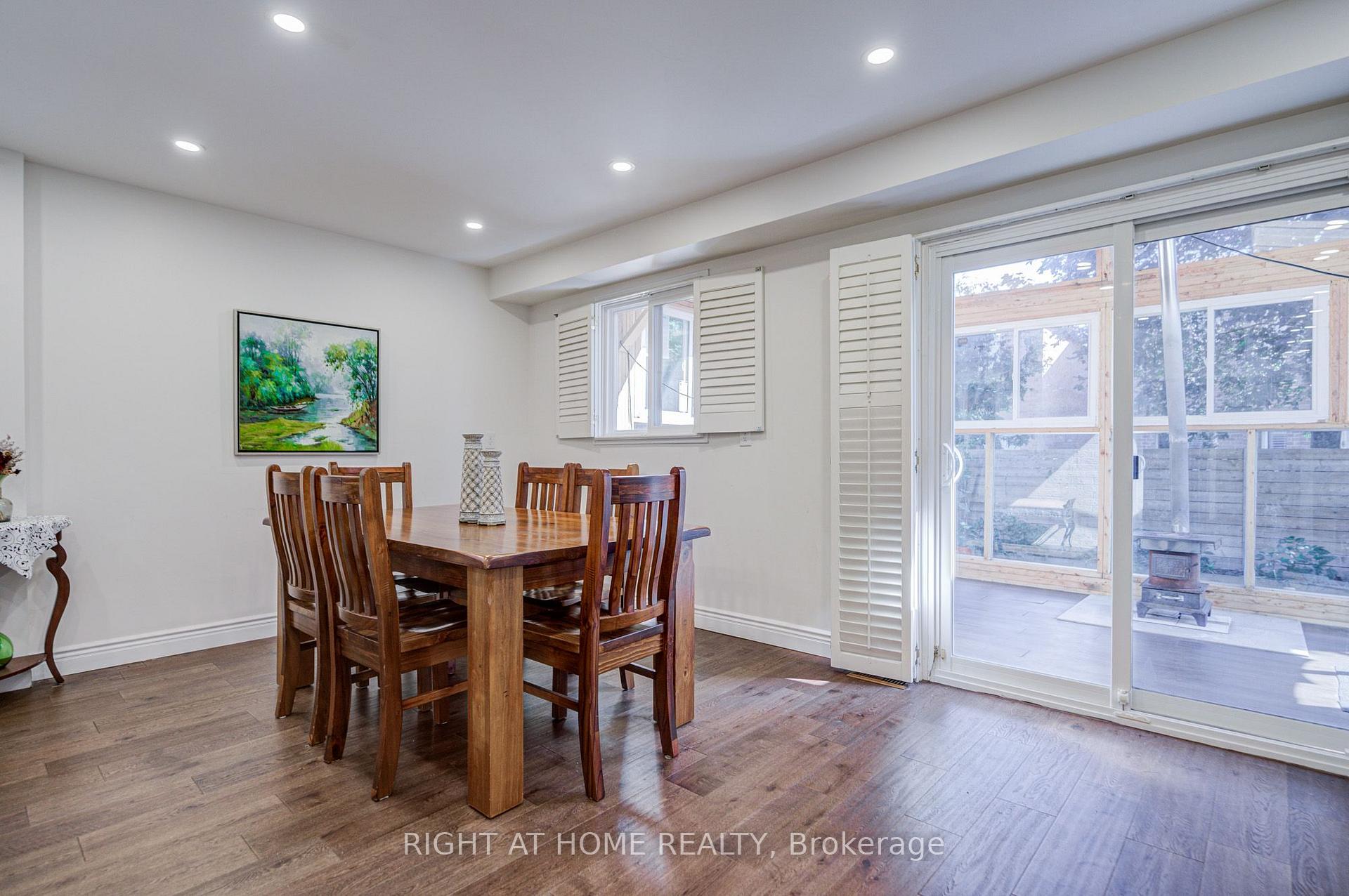 Photo 18 of 71 Bayhampton Crescent, Vaughan, Brownridge — HOMEH