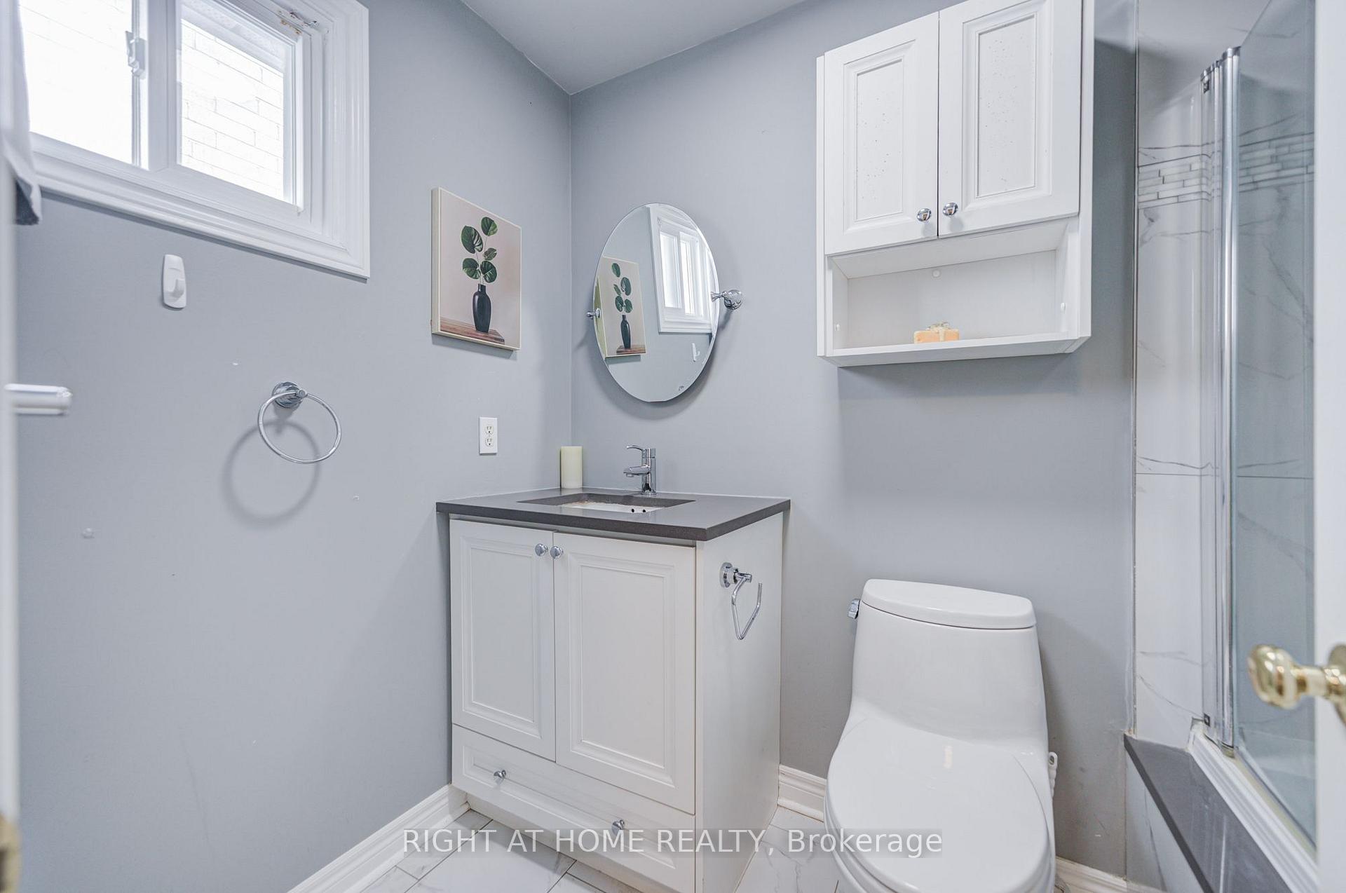 Photo 21 of 71 Bayhampton Crescent, Vaughan, Brownridge — HOMEH
