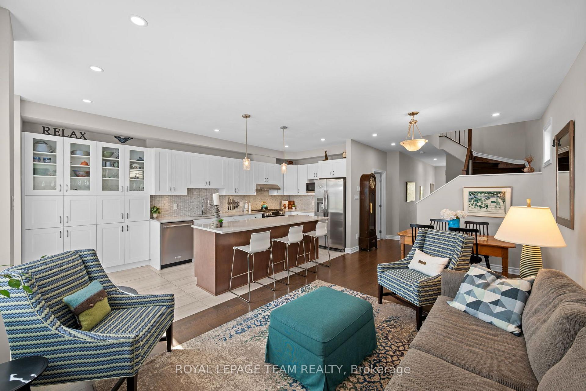 Photo 11 of 249 Kimpton Drive, Ottawa, Stittsville (North) — HOMEH