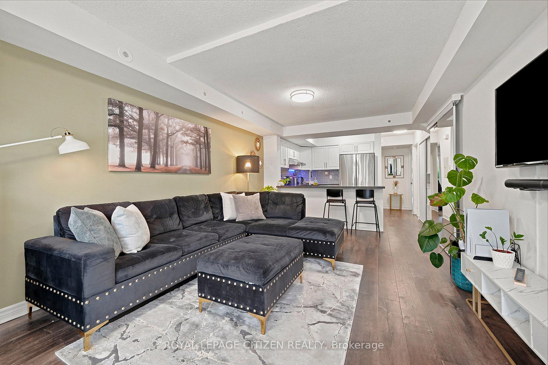 Photo 6 of Unit 2048, 75 George Appleton Way, North York, Downsview-Roding-CFB — HOMEH