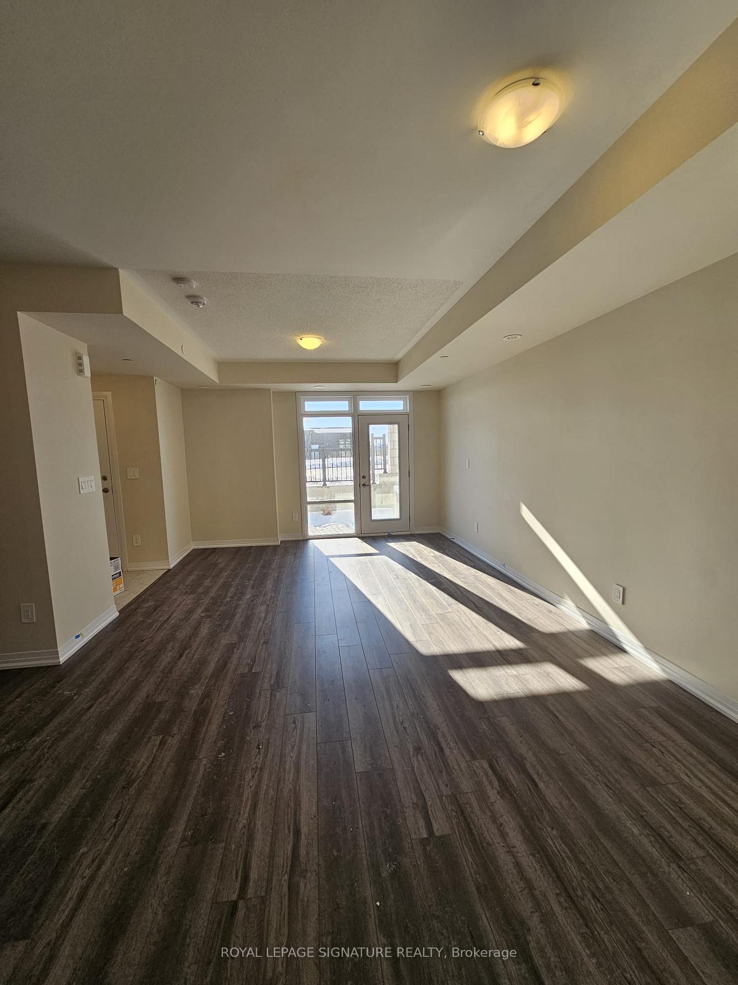 Photo 2 of Unit 121, 1589 Rose Way, Milton, Cobban — HOMEH