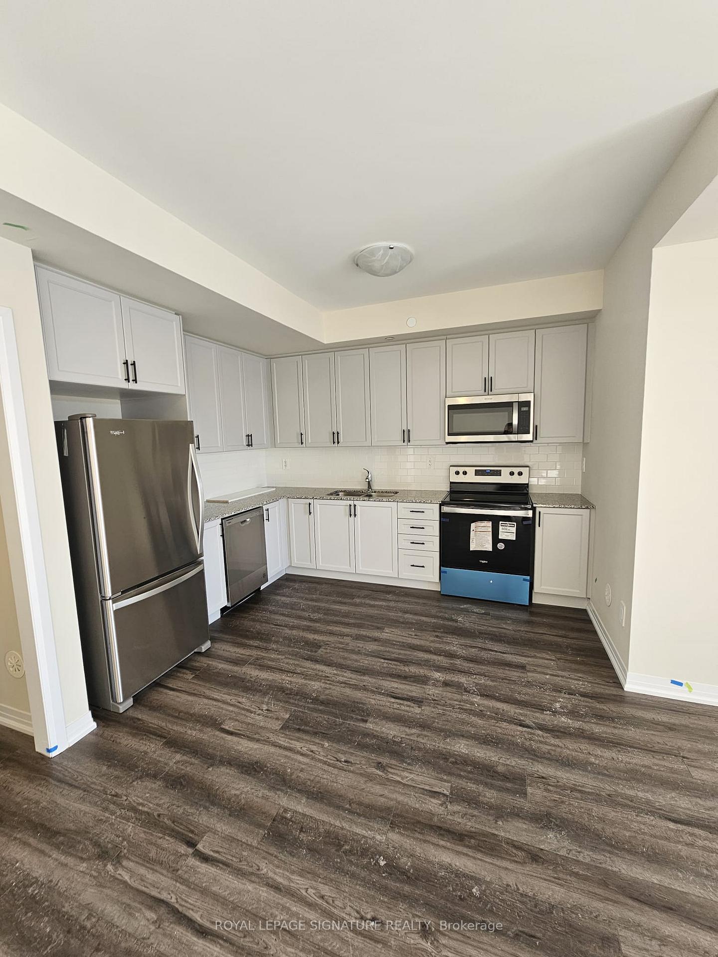 Photo 5 of Unit 121, 1589 Rose Way, Milton, Cobban — HOMEH