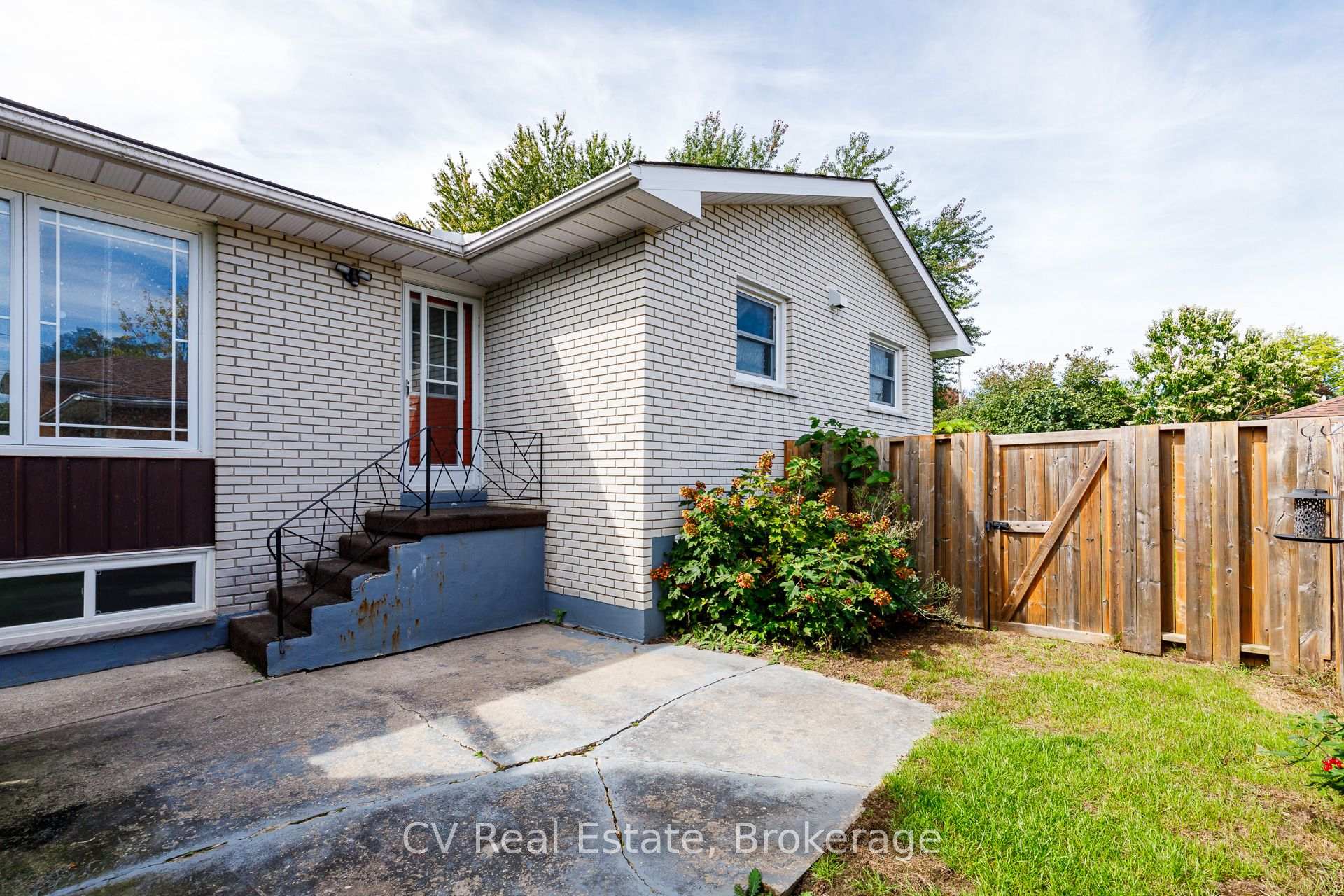 Photo 5 of 7 Willow Street, Collingwood — HOMEH