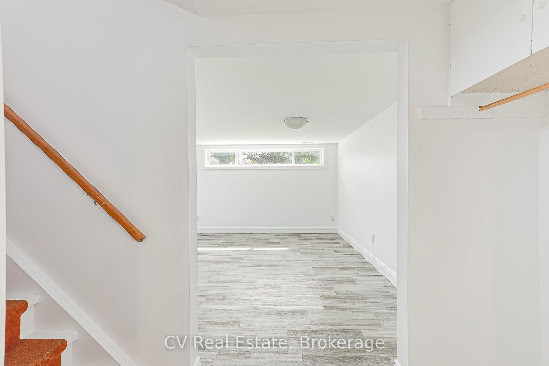 Photo 9 of 7 Willow Street, Collingwood — HOMEH