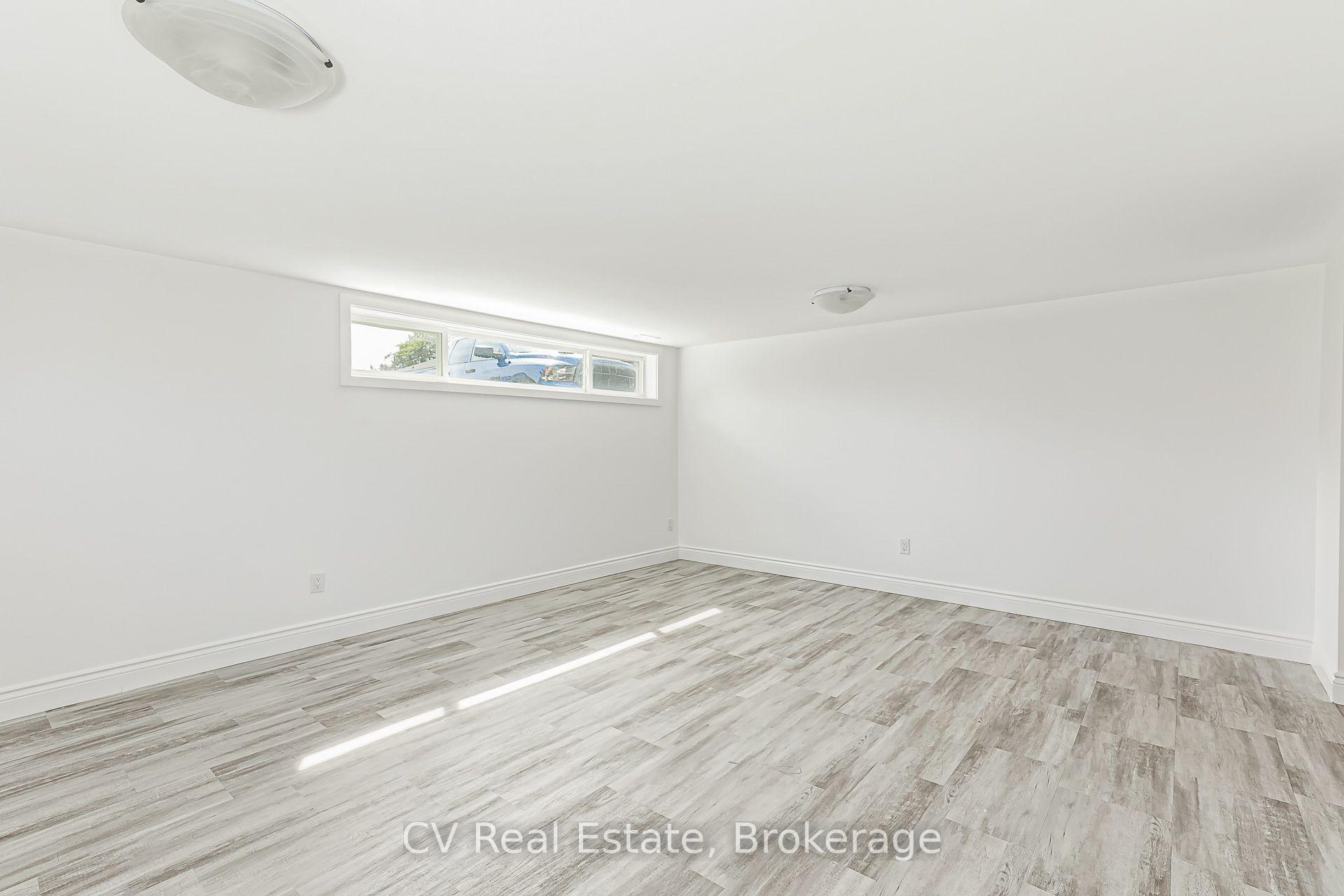 Photo 12 of 7 Willow Street, Collingwood — HOMEH