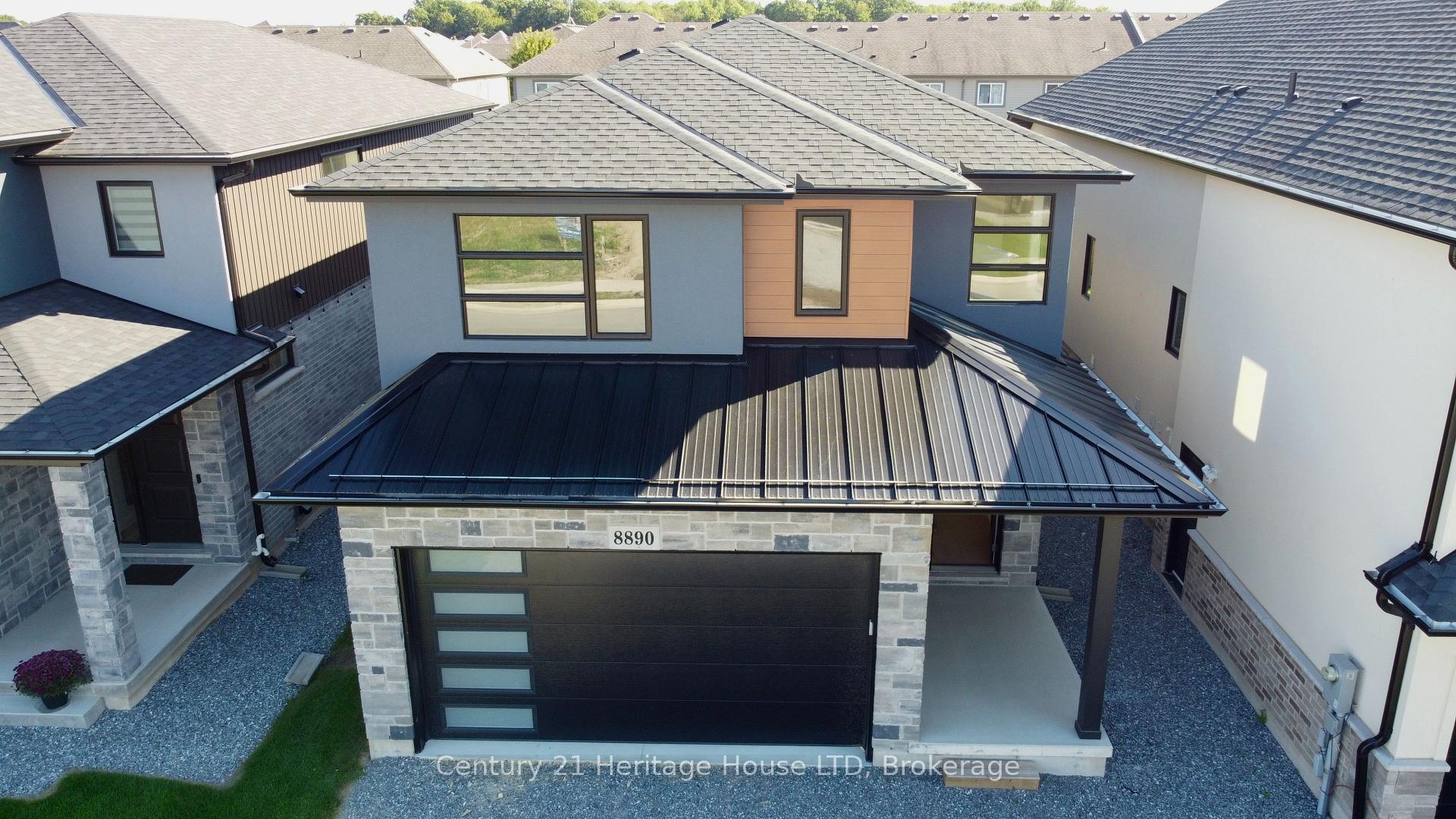 Photo 4 of 8890 Angie Drive, Niagara Falls, Forestview — HOMEH