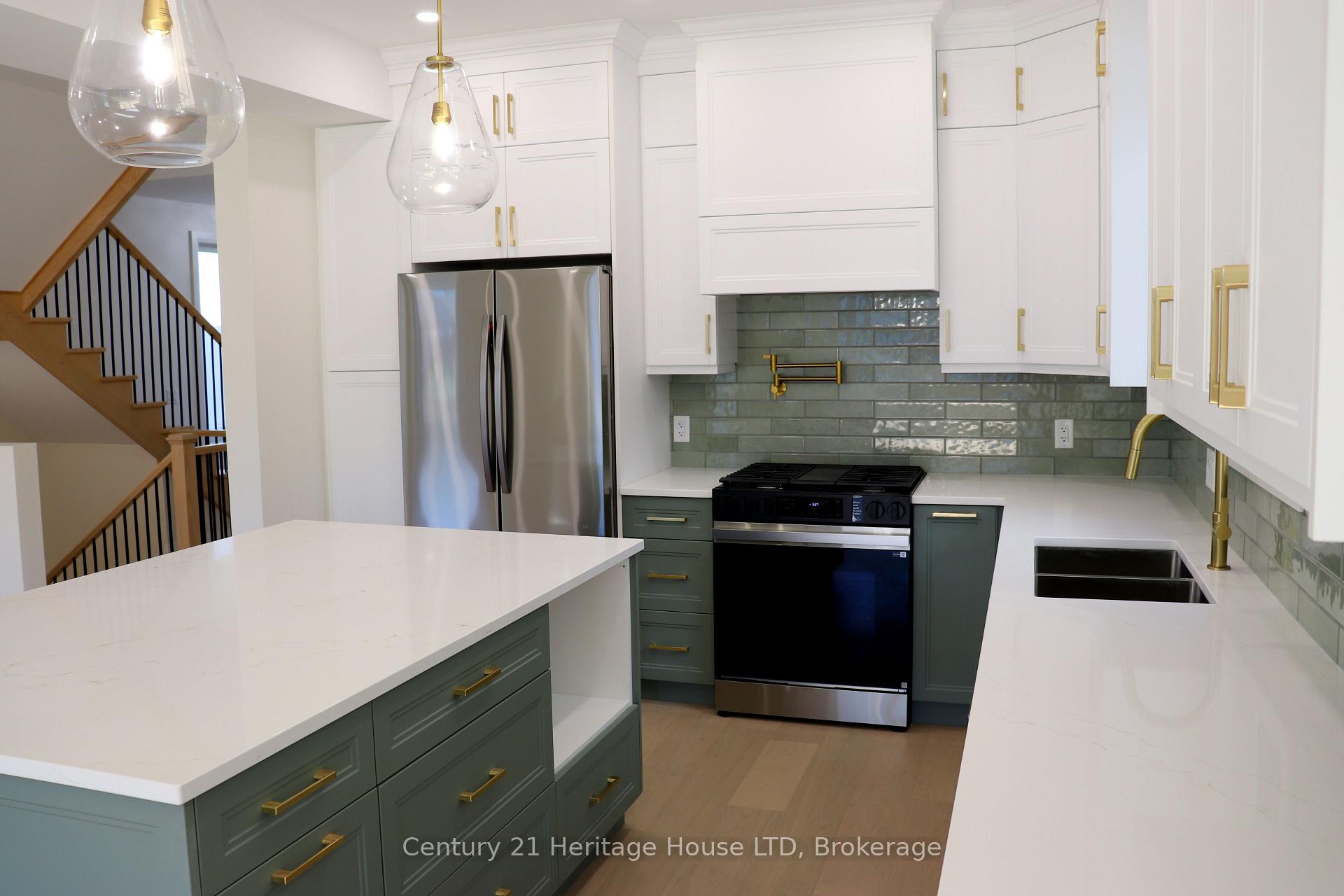 Photo 16 of 8890 Angie Drive, Niagara Falls, Forestview — HOMEH