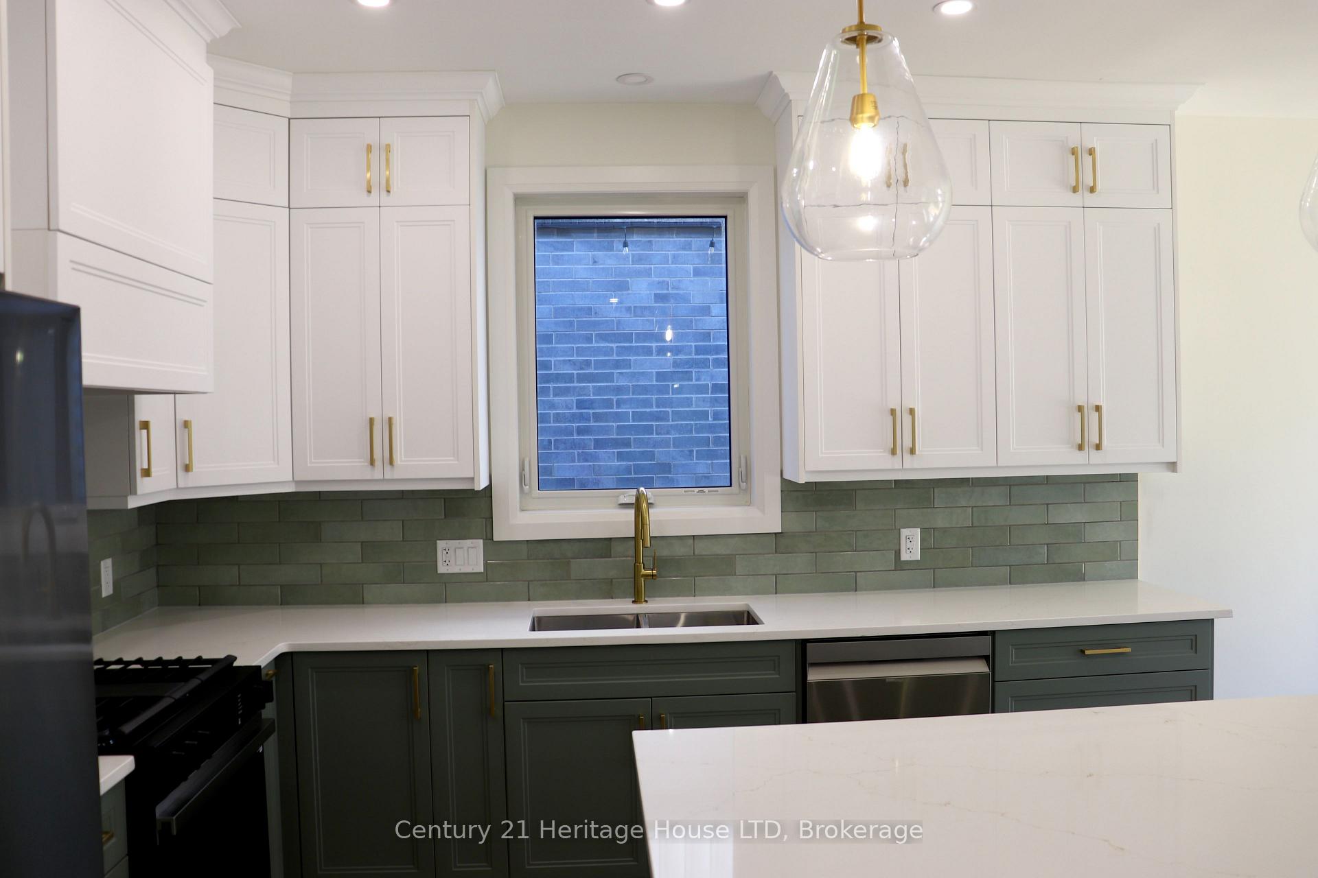 Photo 17 of 8890 Angie Drive, Niagara Falls, Forestview — HOMEH