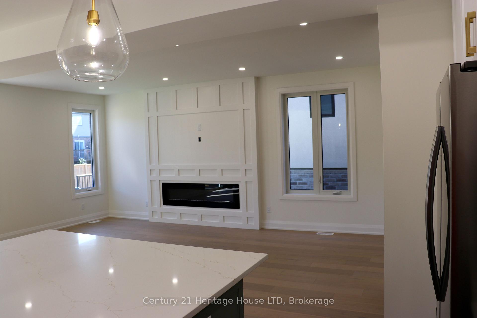 Photo 25 of 8890 Angie Drive, Niagara Falls, Forestview — HOMEH