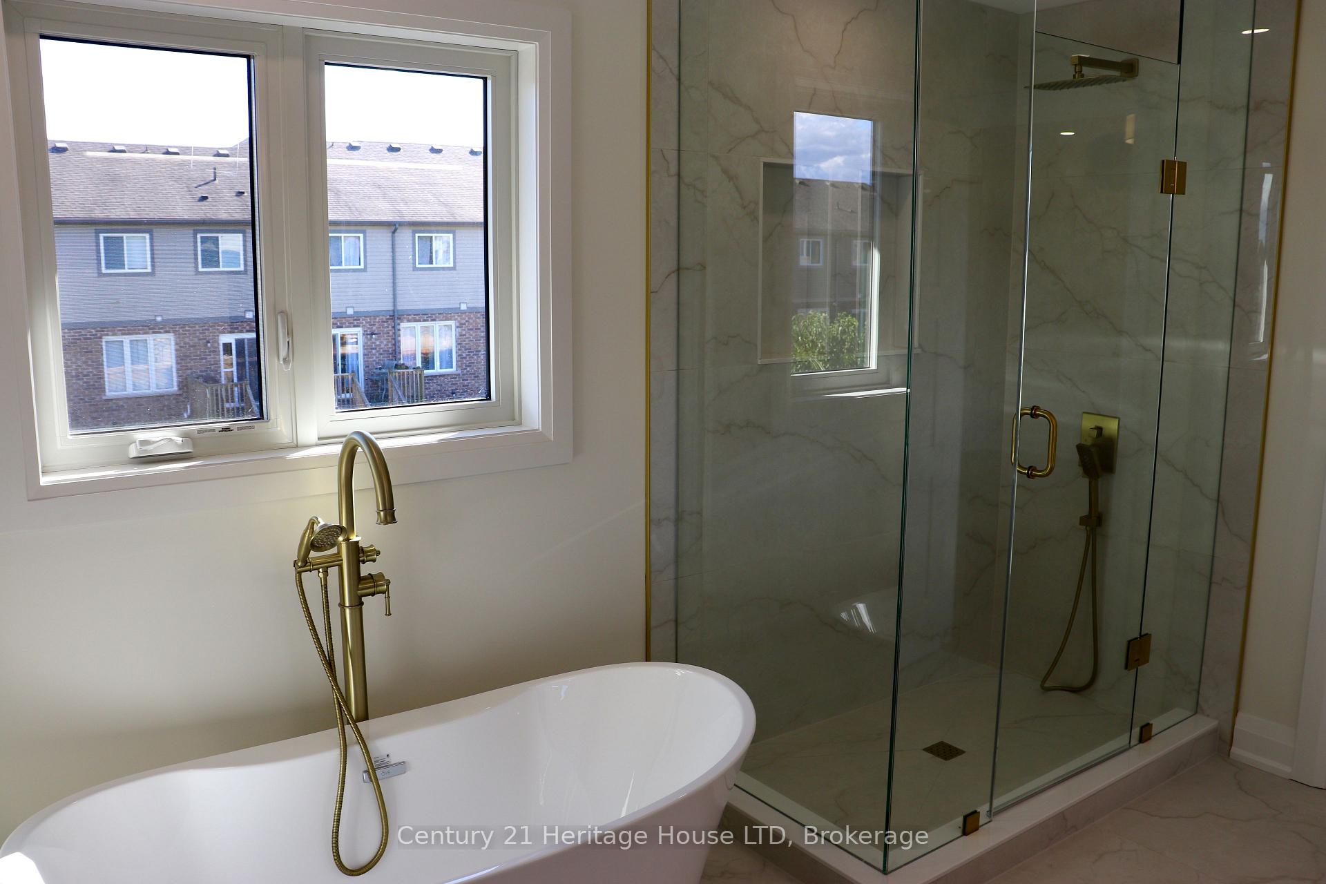 Photo 34 of 8890 Angie Drive, Niagara Falls, Forestview — HOMEH