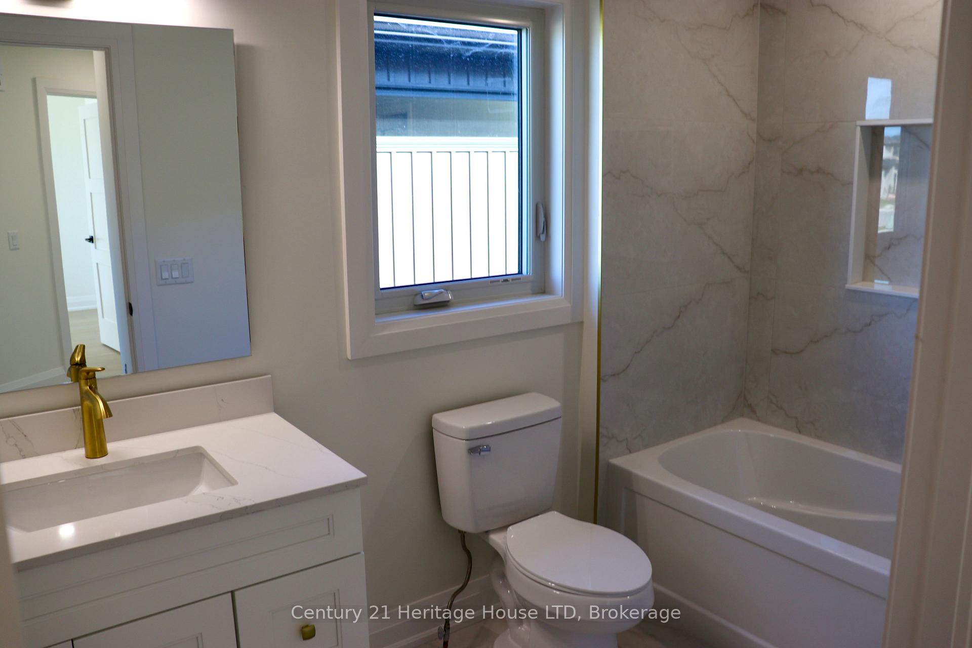 Photo 37 of 8890 Angie Drive, Niagara Falls, Forestview — HOMEH