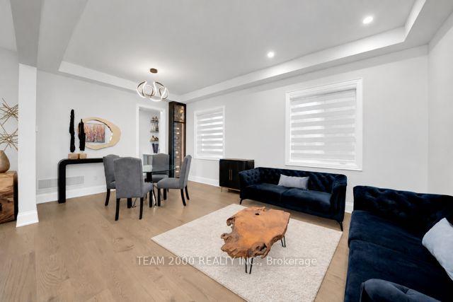 Photo 15 of 33 Winthrop Crescent, Vaughan, Vellore Village — HOMEH